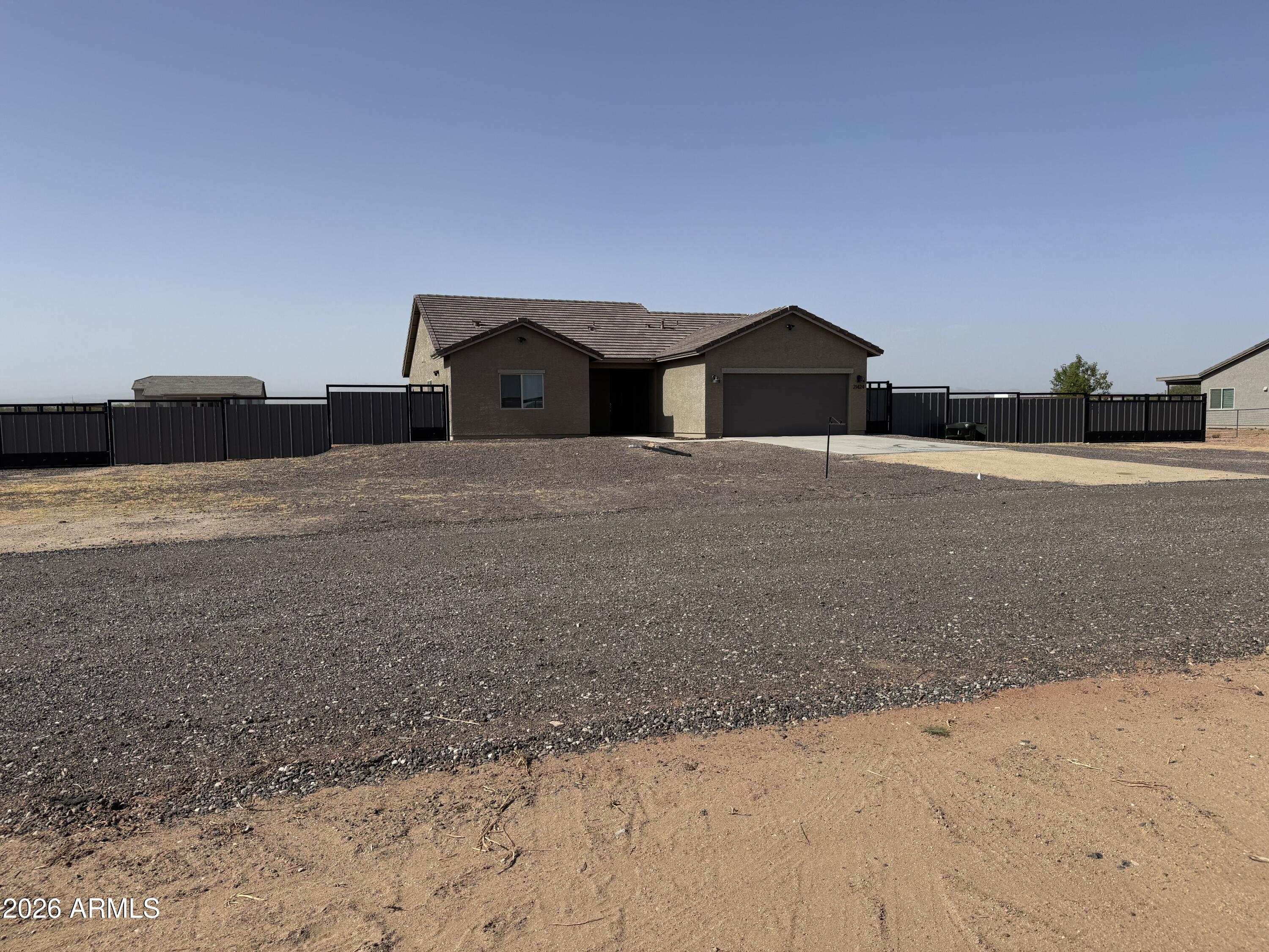 21424 W MELLOW Street W, Wittmann, AZ 85361