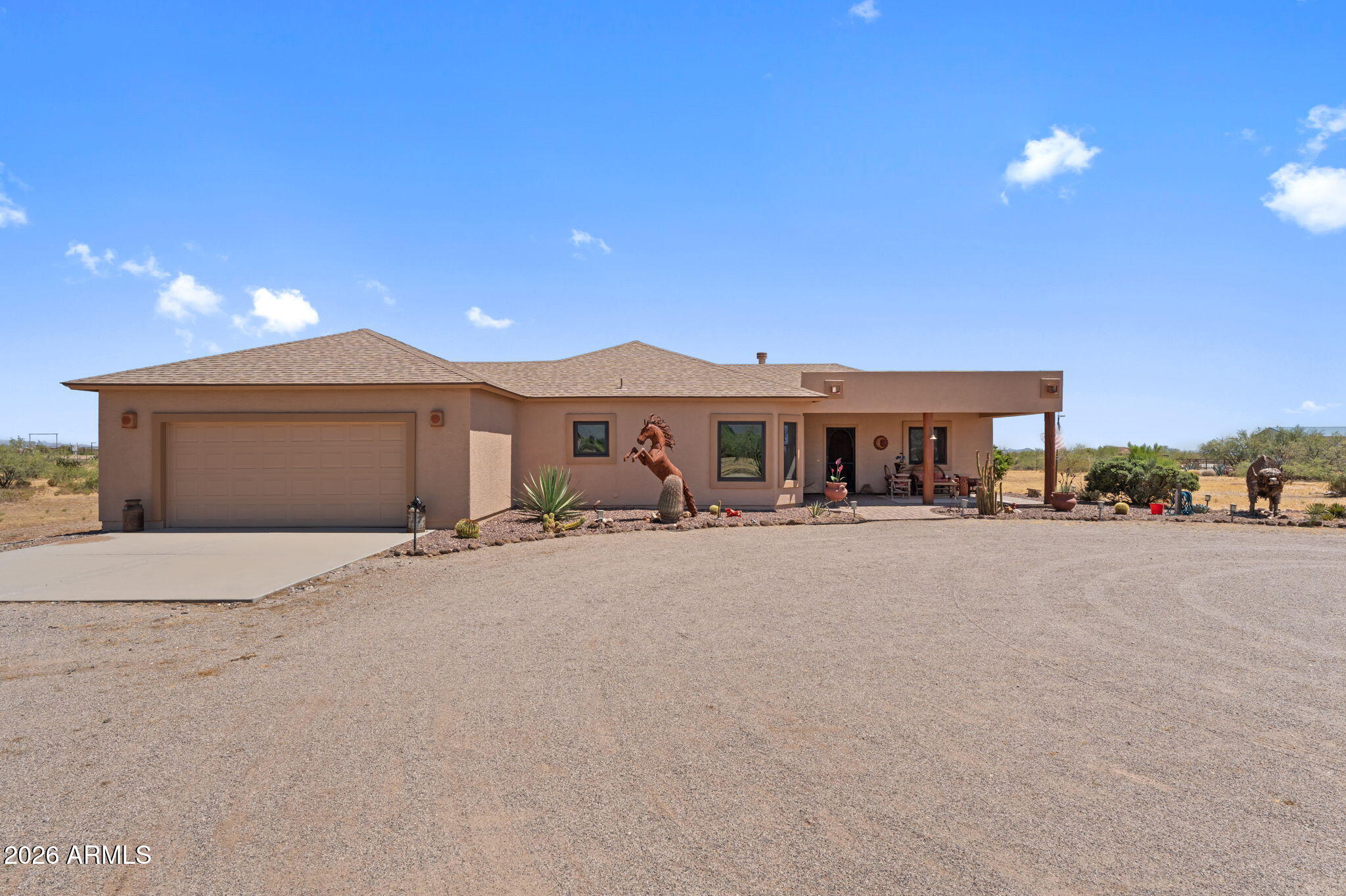 27755 S Clydesdale Avenue, Congress, AZ 85332
