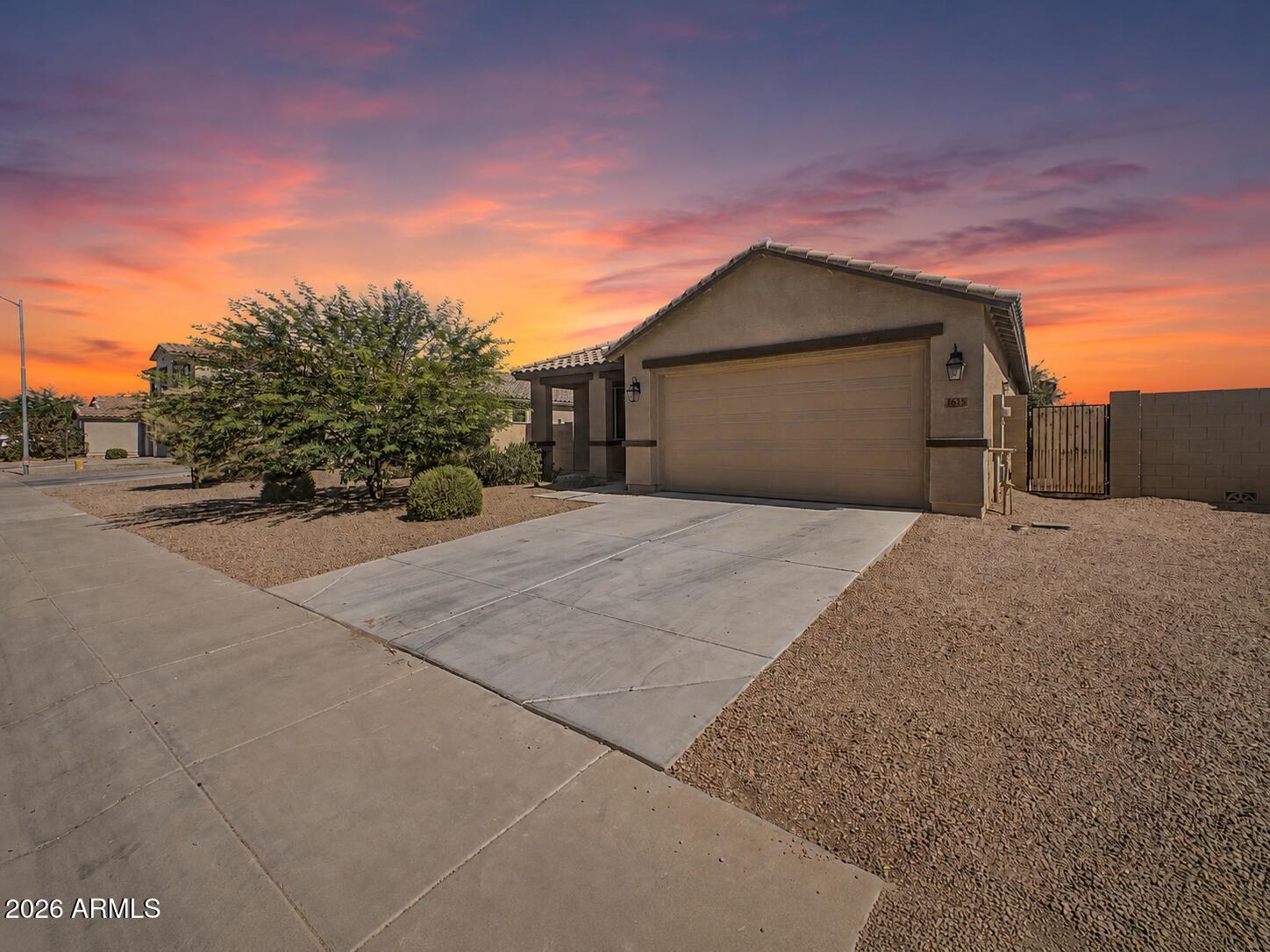 1615 E KINGMAN Place, Casa Grande, AZ 85122