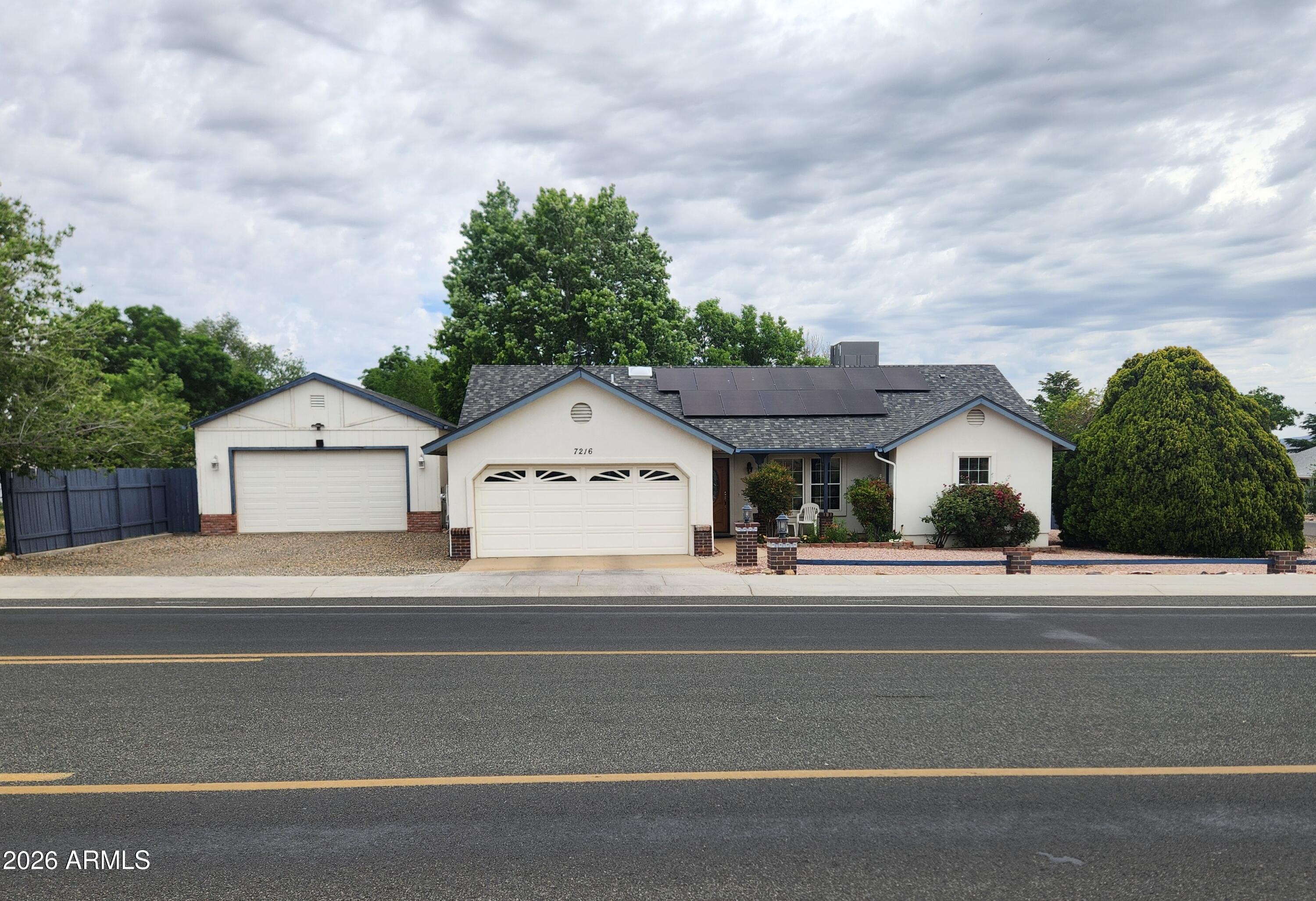 7216 E LONG LOOK Drive, Prescott Valley, AZ 86314