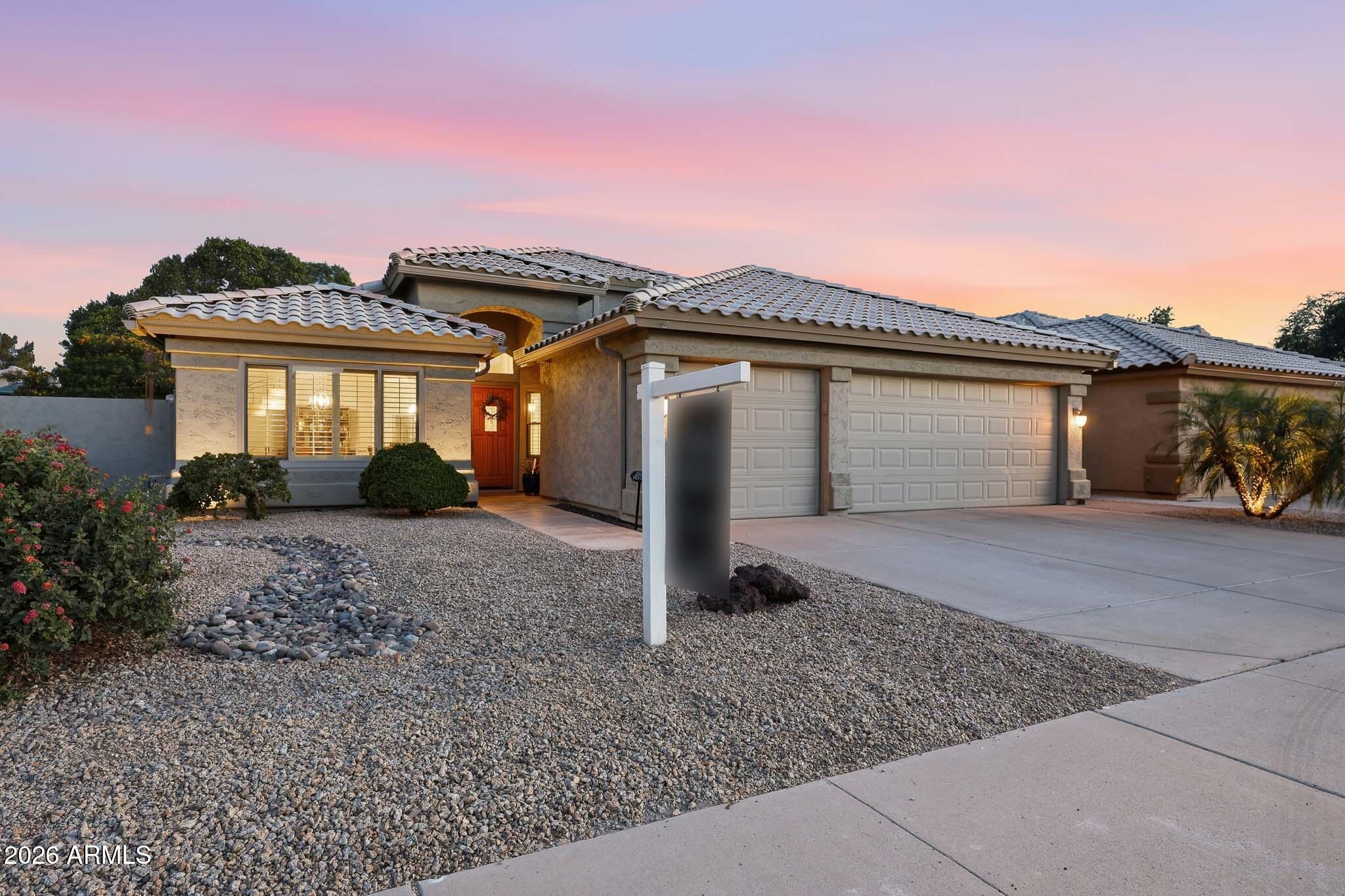 6619 W LOUISE Drive, Glendale, AZ 85310
