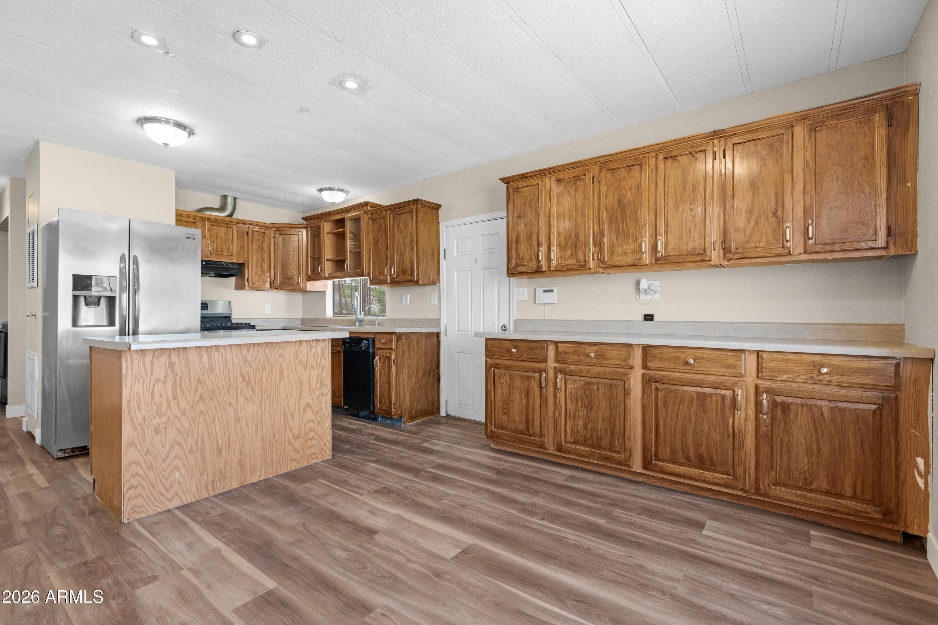 2423 W YUMA Street, Phoenix, AZ 85009