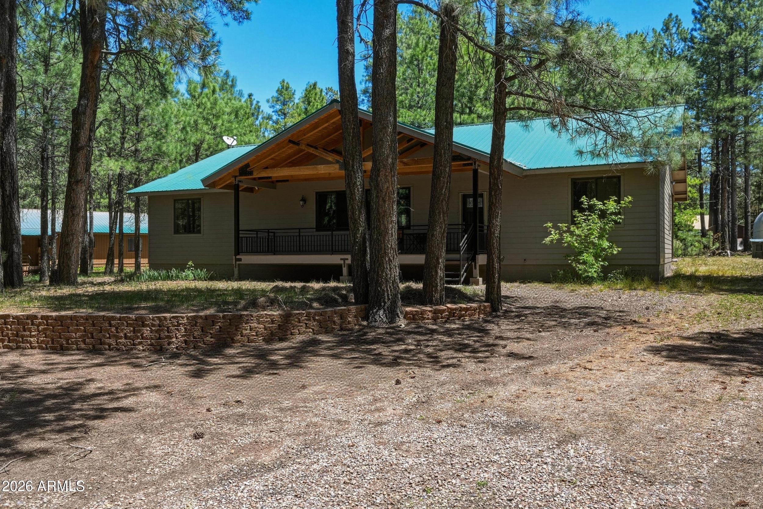 1233 Merzville Road, Forest Lakes, AZ 85931