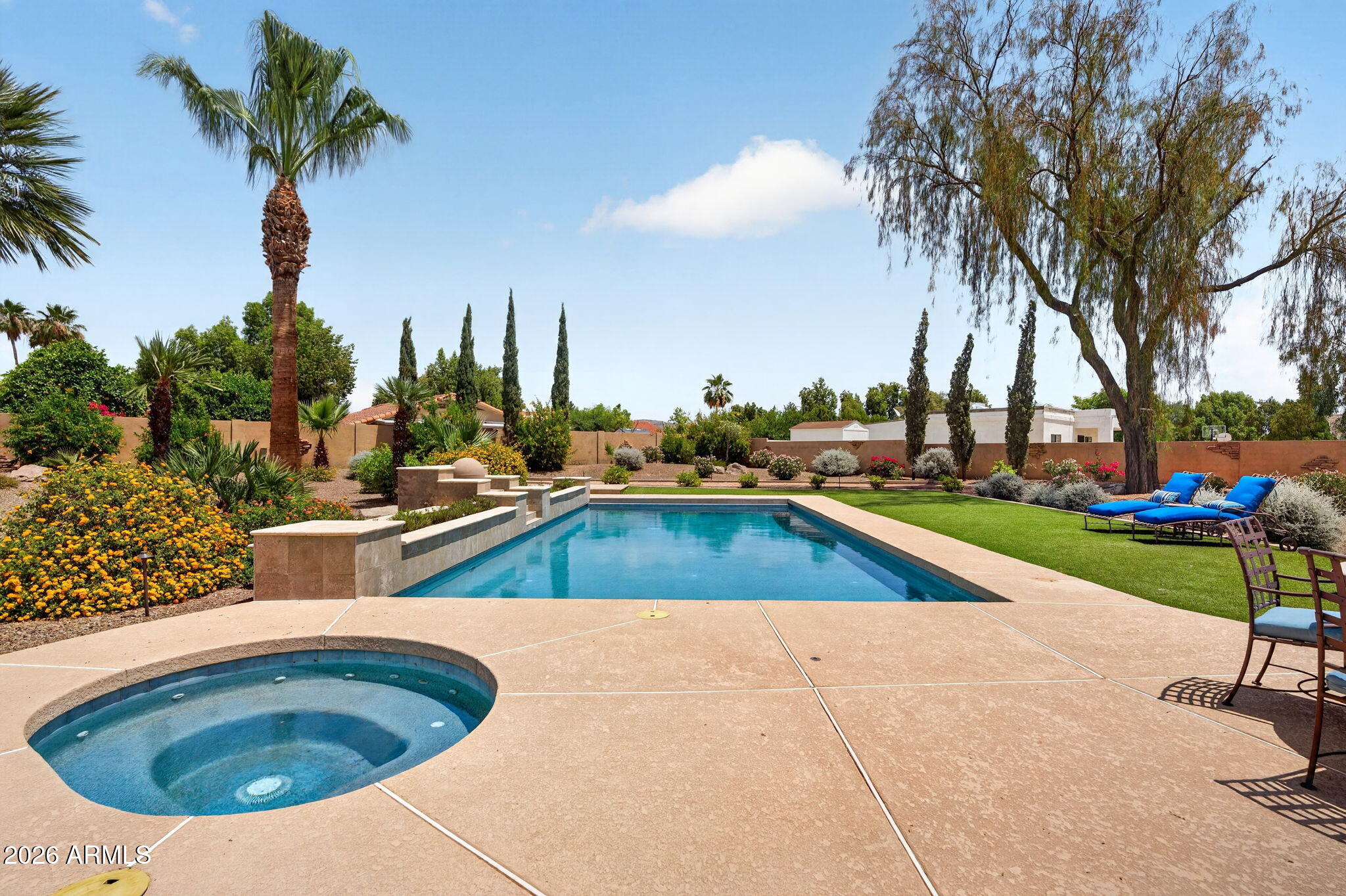 5624 W MISTY WILLOW Lane, Glendale, AZ 85310