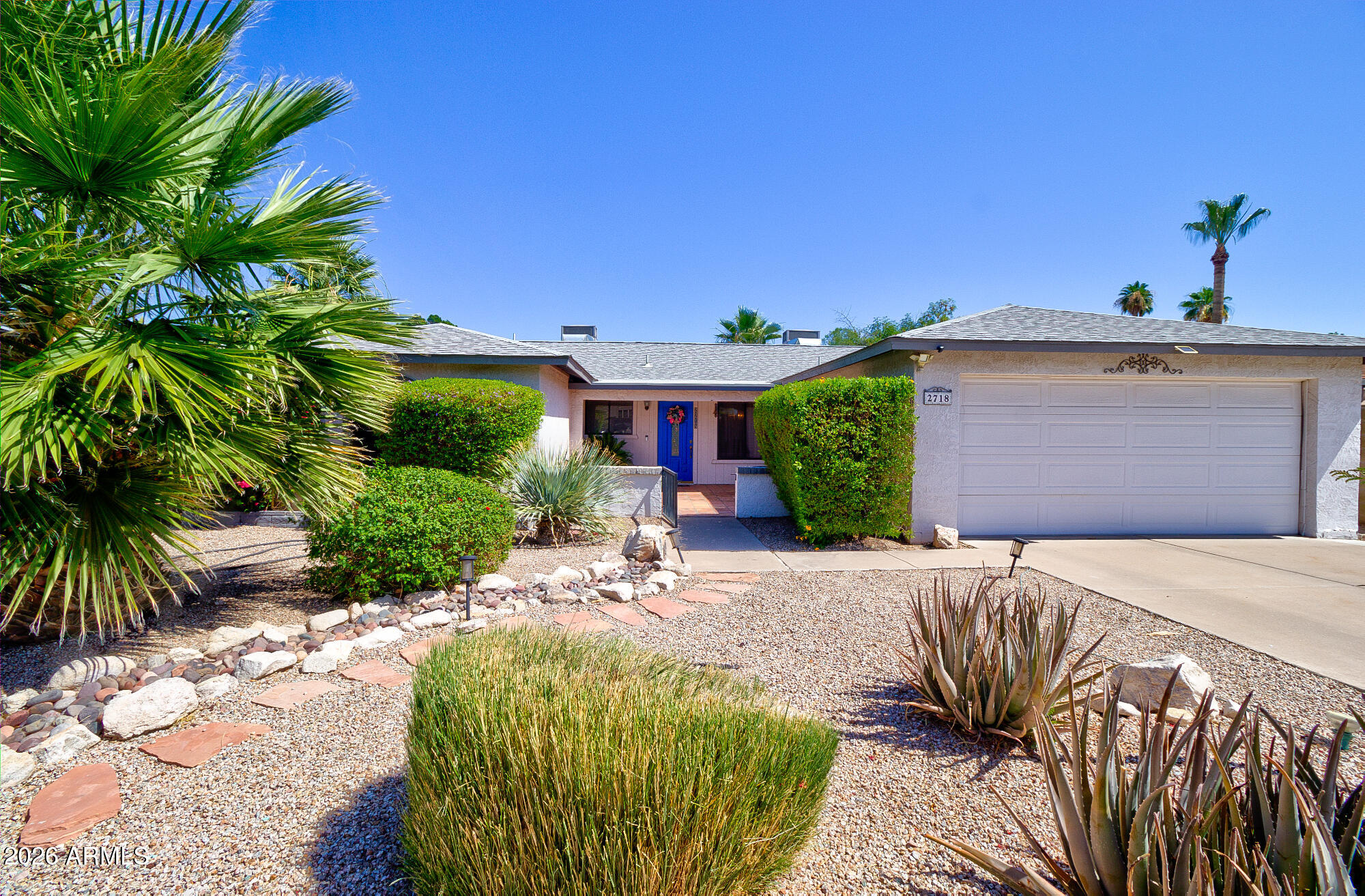 2718 W MESETO Circle, Mesa, AZ 85202