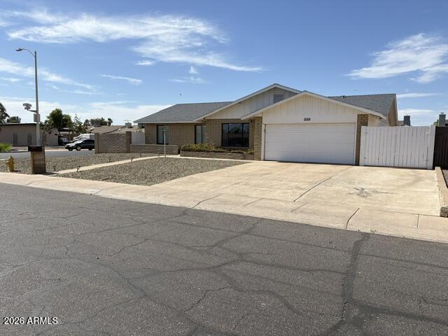 3244 W YUCCA Street, Phoenix, AZ 85029