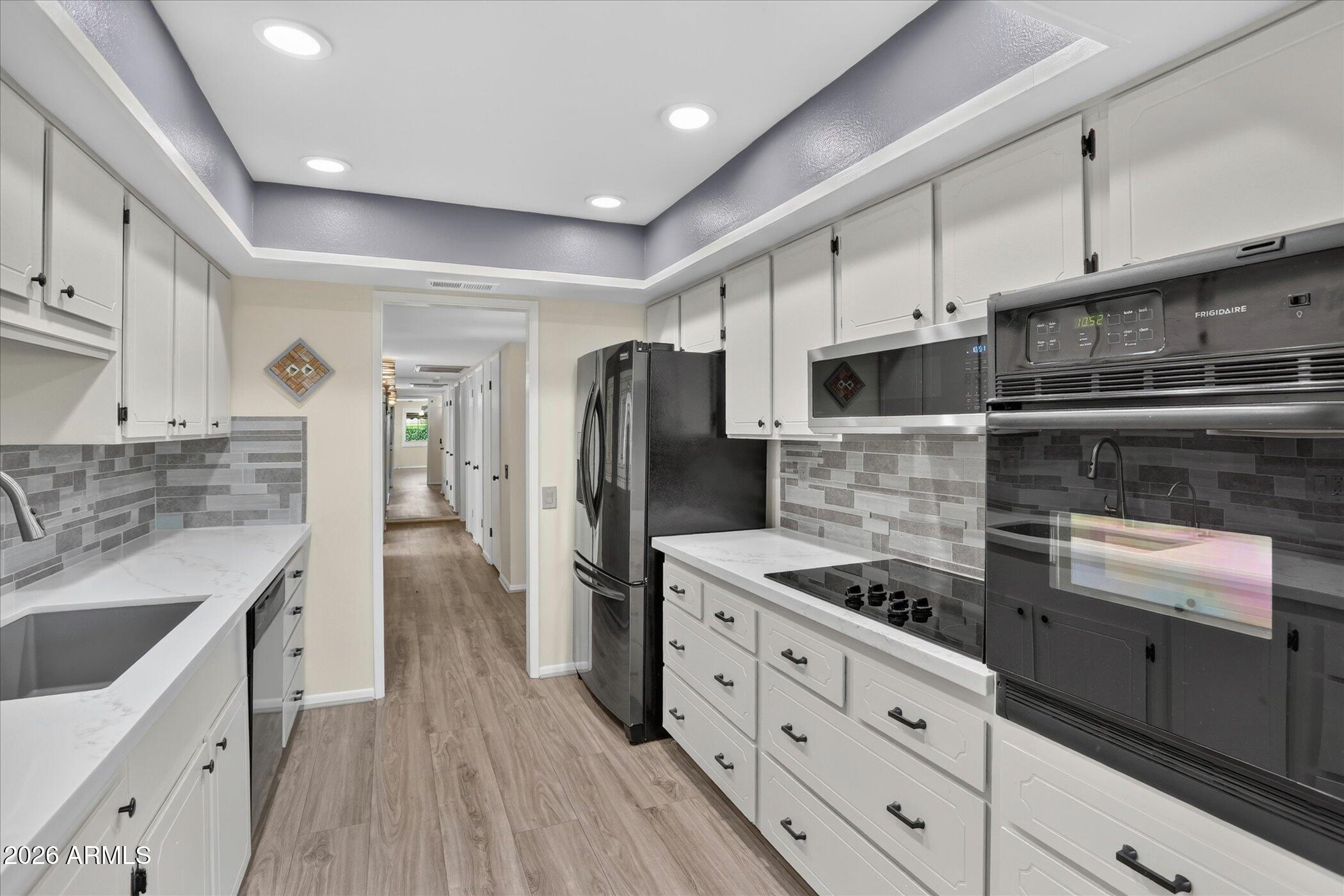 18446 N 104TH Avenue, Sun City, AZ 85373