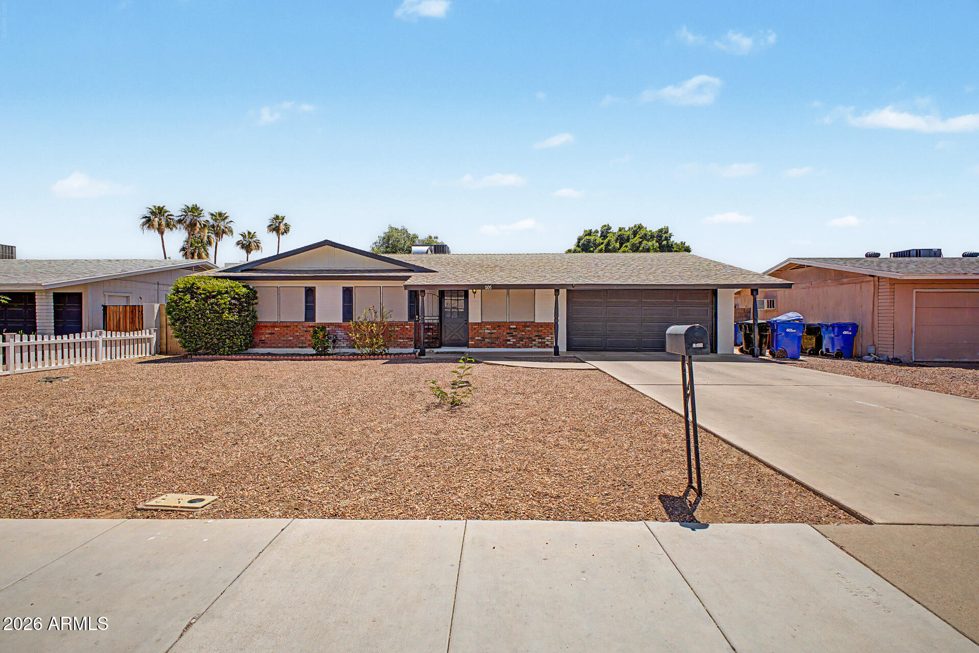 1105 S SPUR, Mesa, AZ 85204