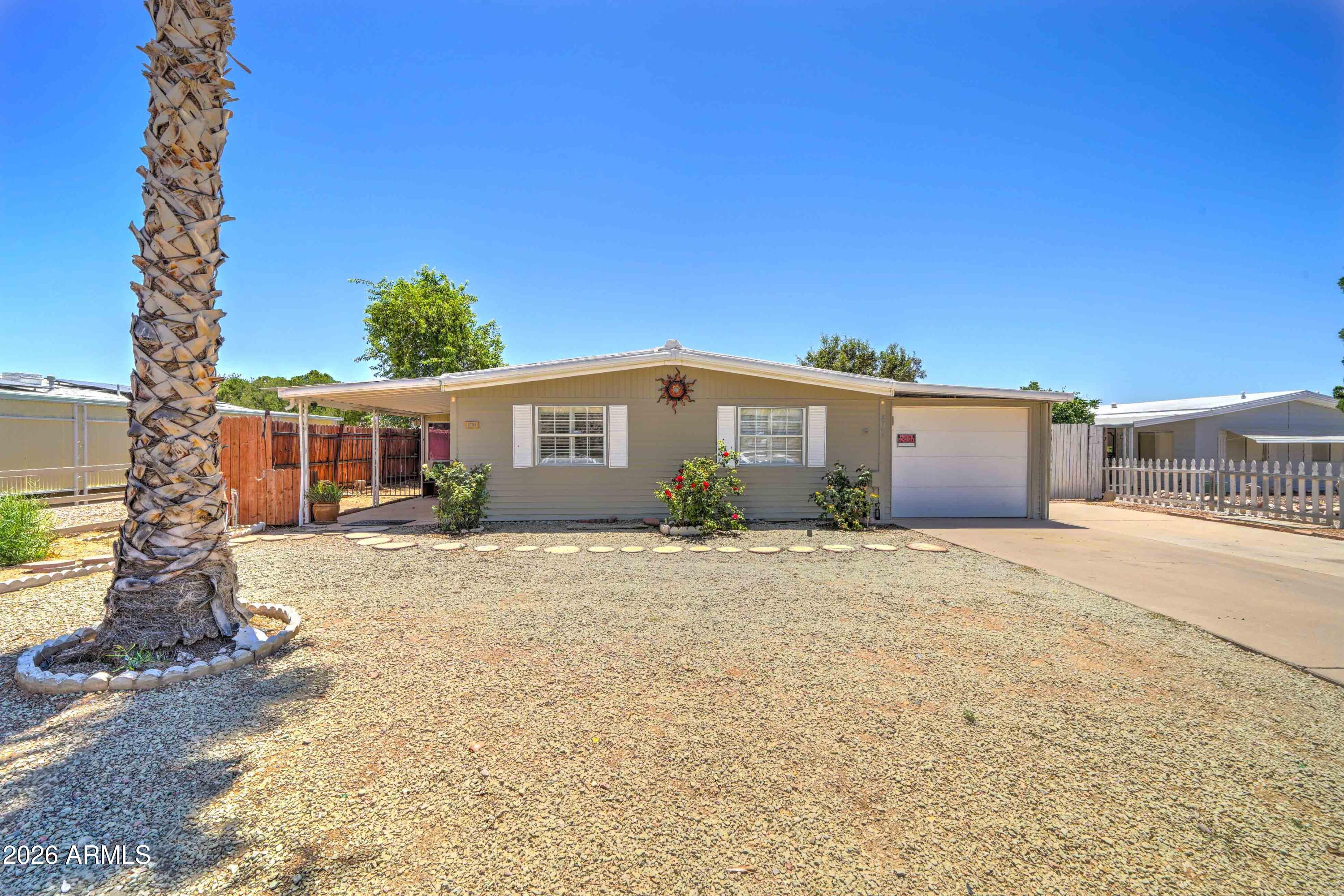 8705 E CORALBELL Avenue, Mesa, AZ 85208