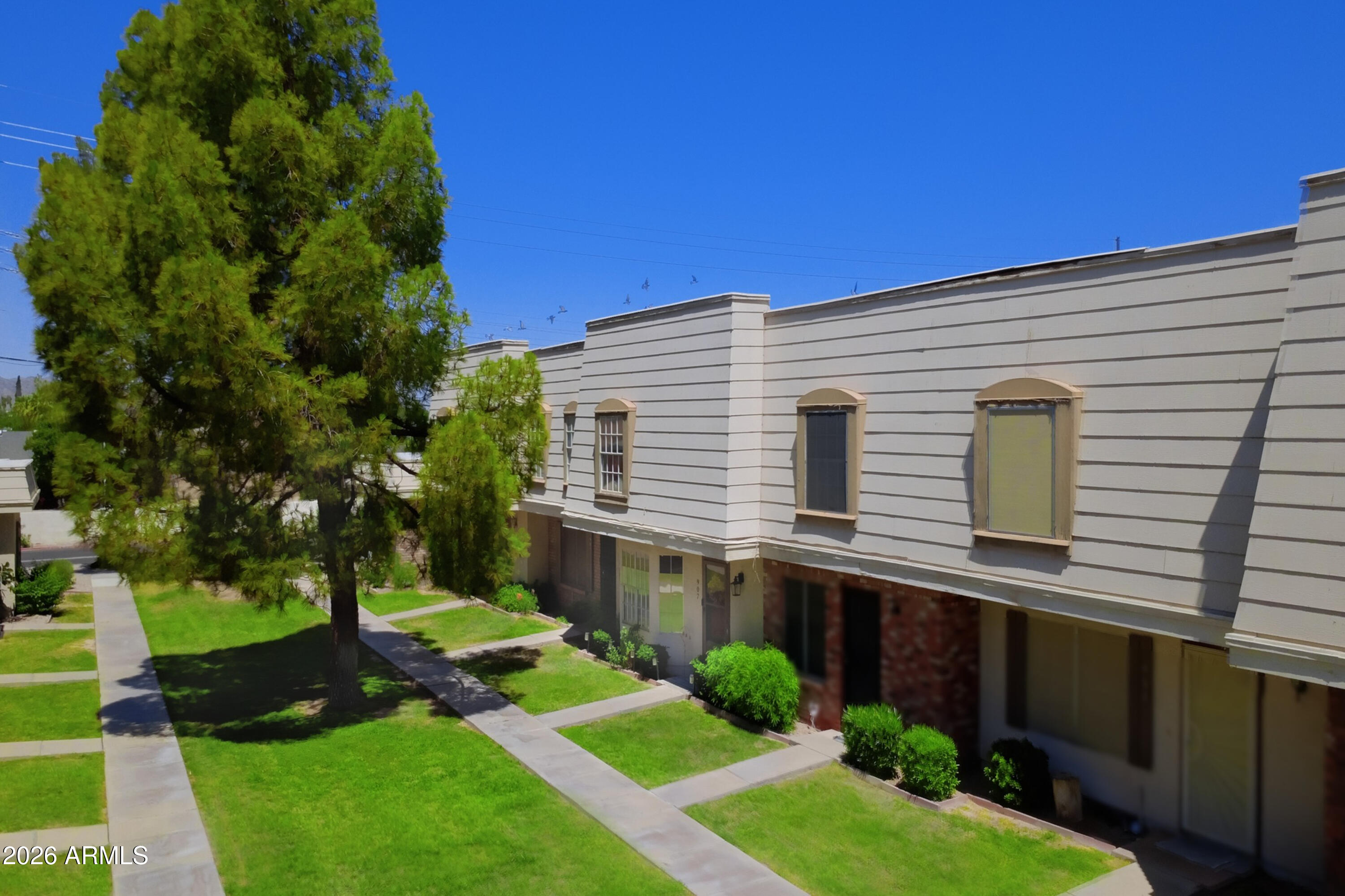 907 E SHOBE Drive, Tempe, AZ 85283