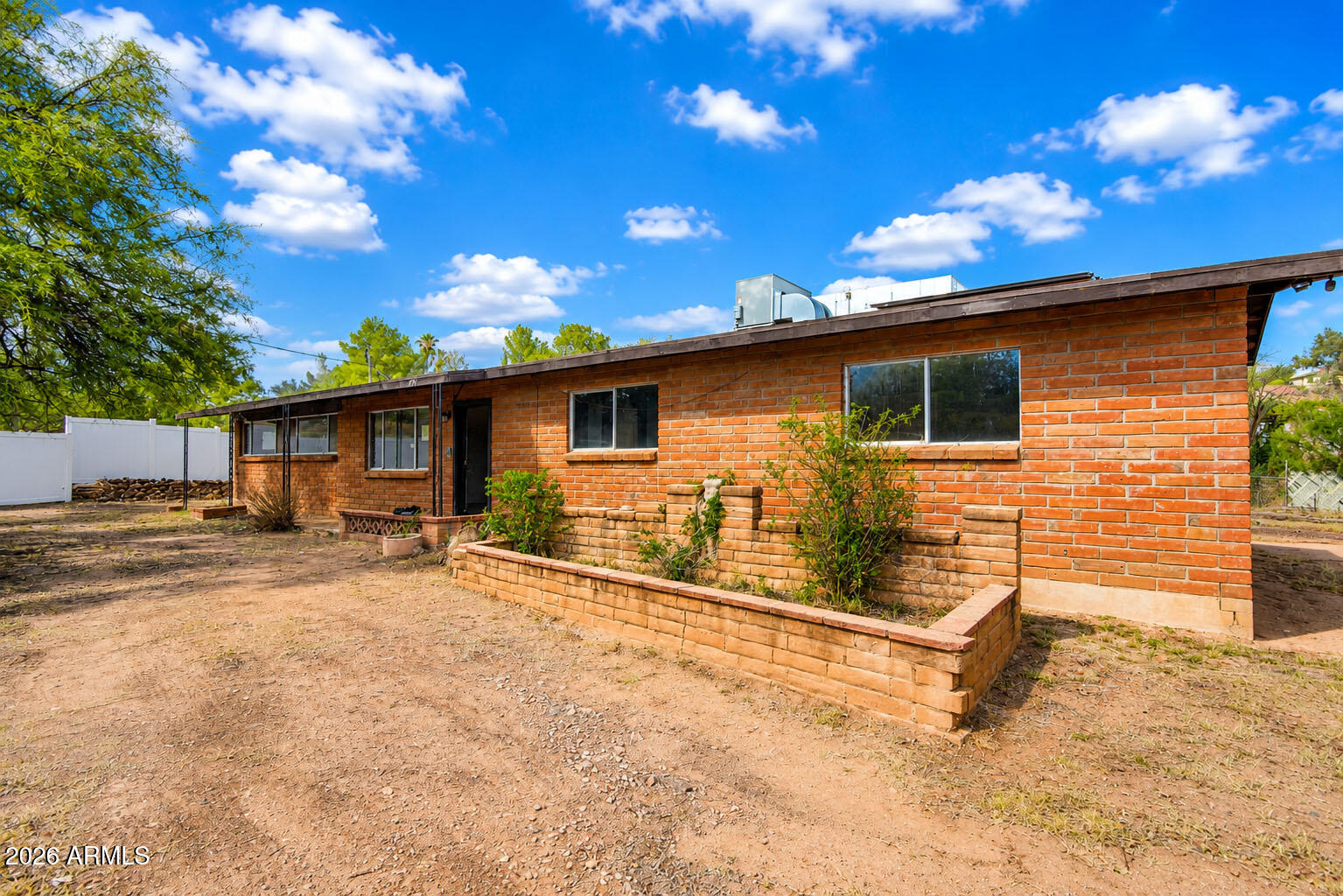 1176 N ROYAL Road, Nogales, AZ 85621