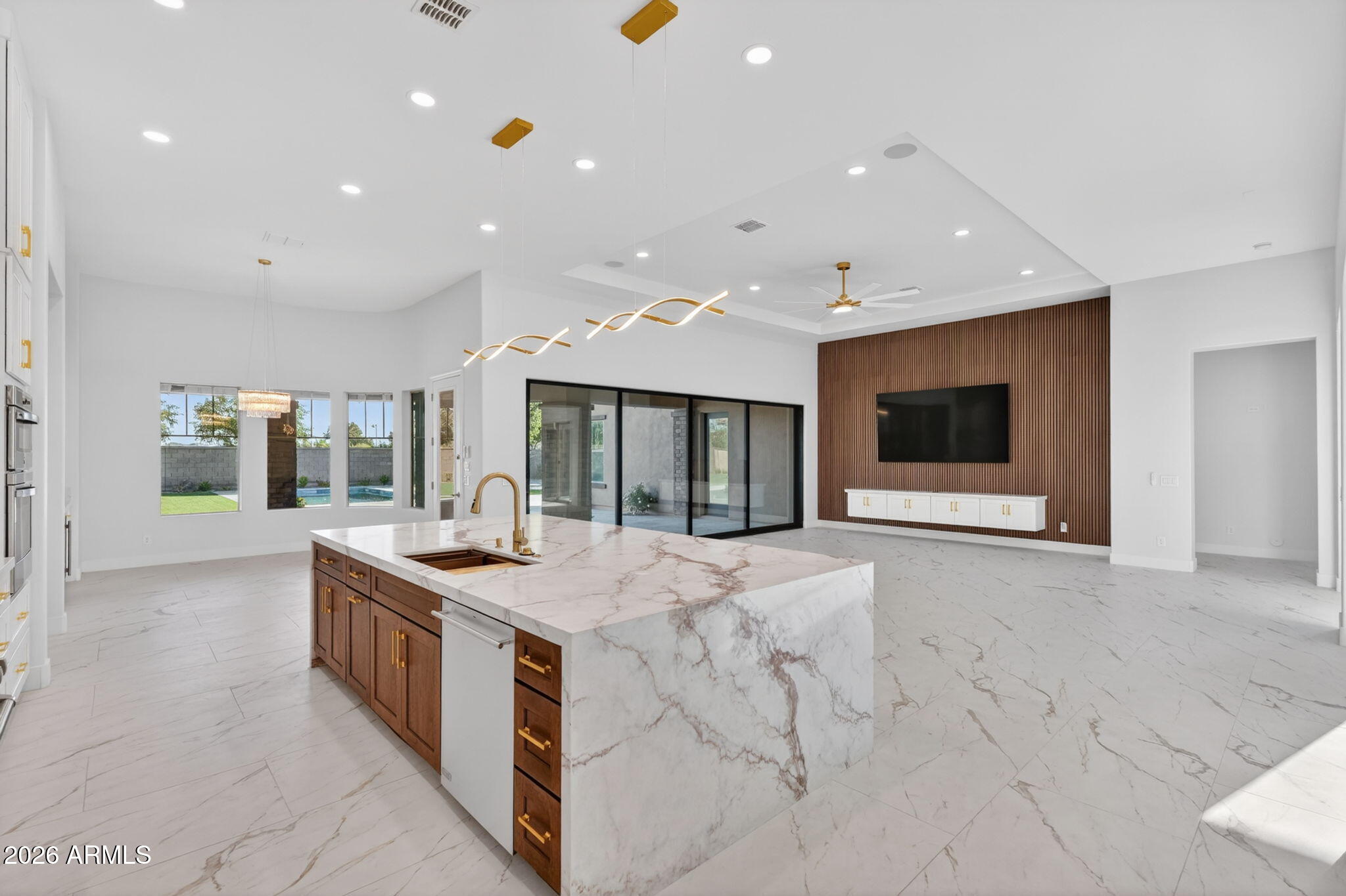 2285 E MEAD Drive, Gilbert, AZ 85298