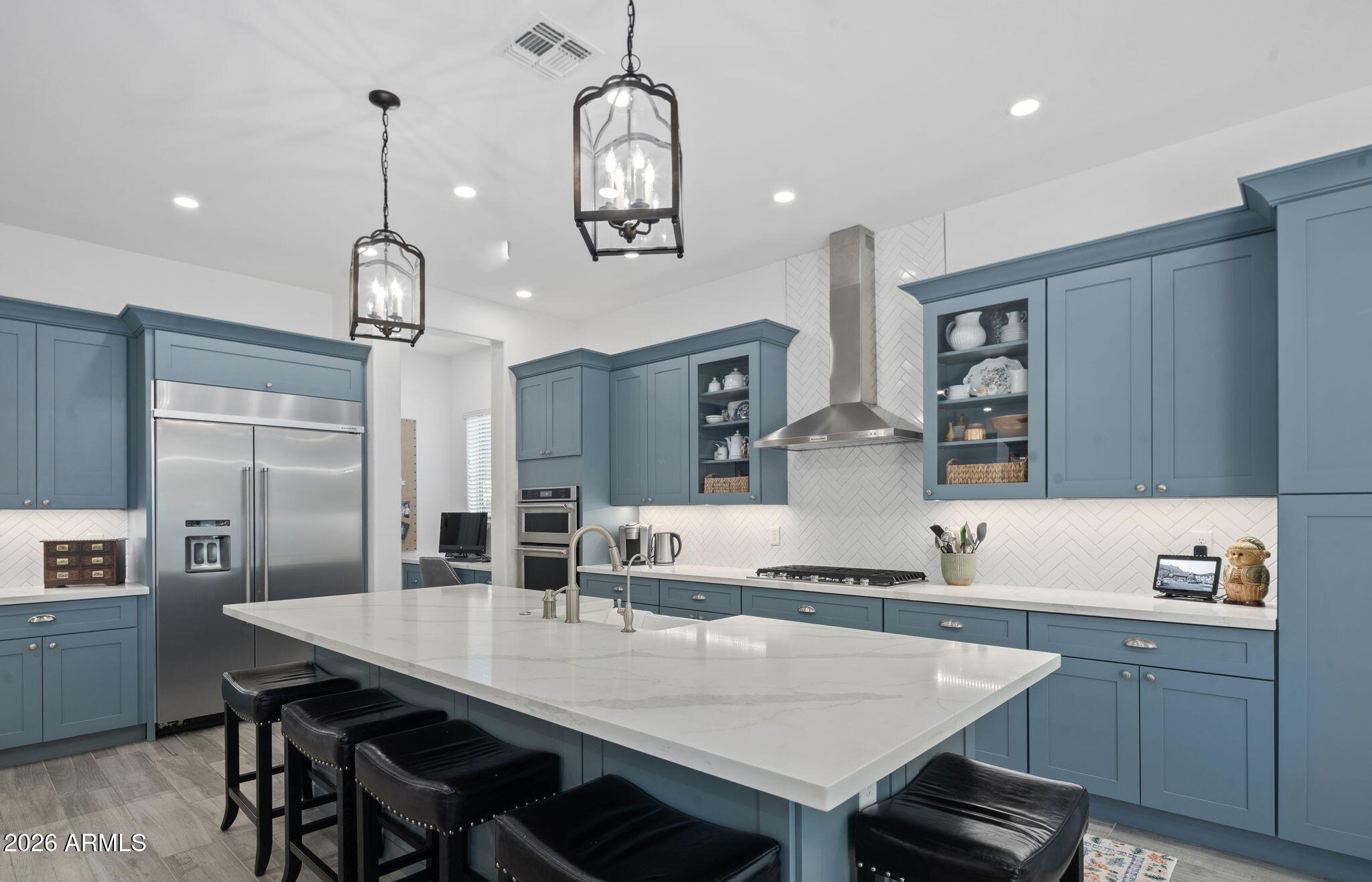 2929 E APPALOOSA Road, Gilbert, AZ 85296