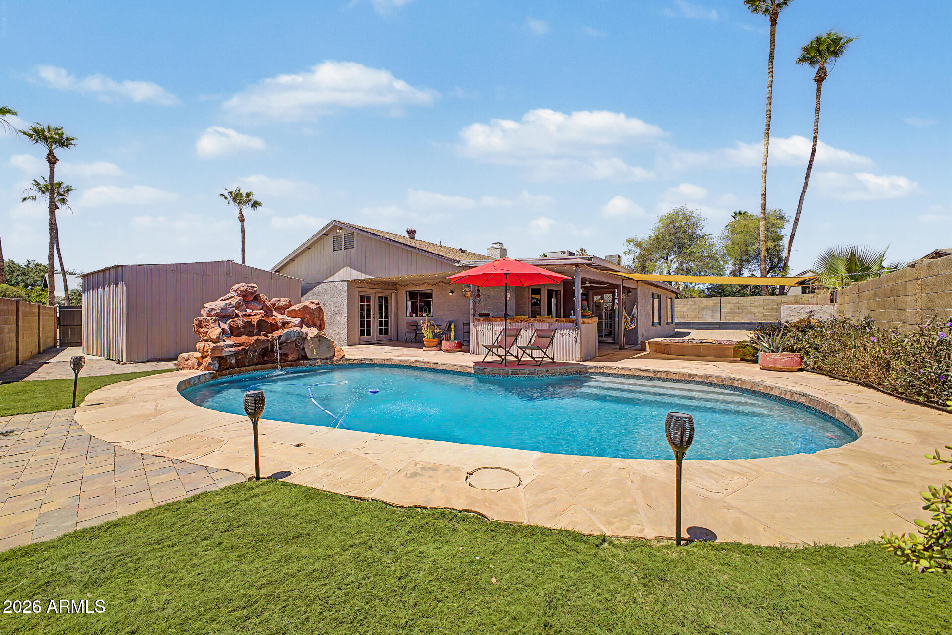 16001 N 33RD Avenue, Phoenix, AZ 85053