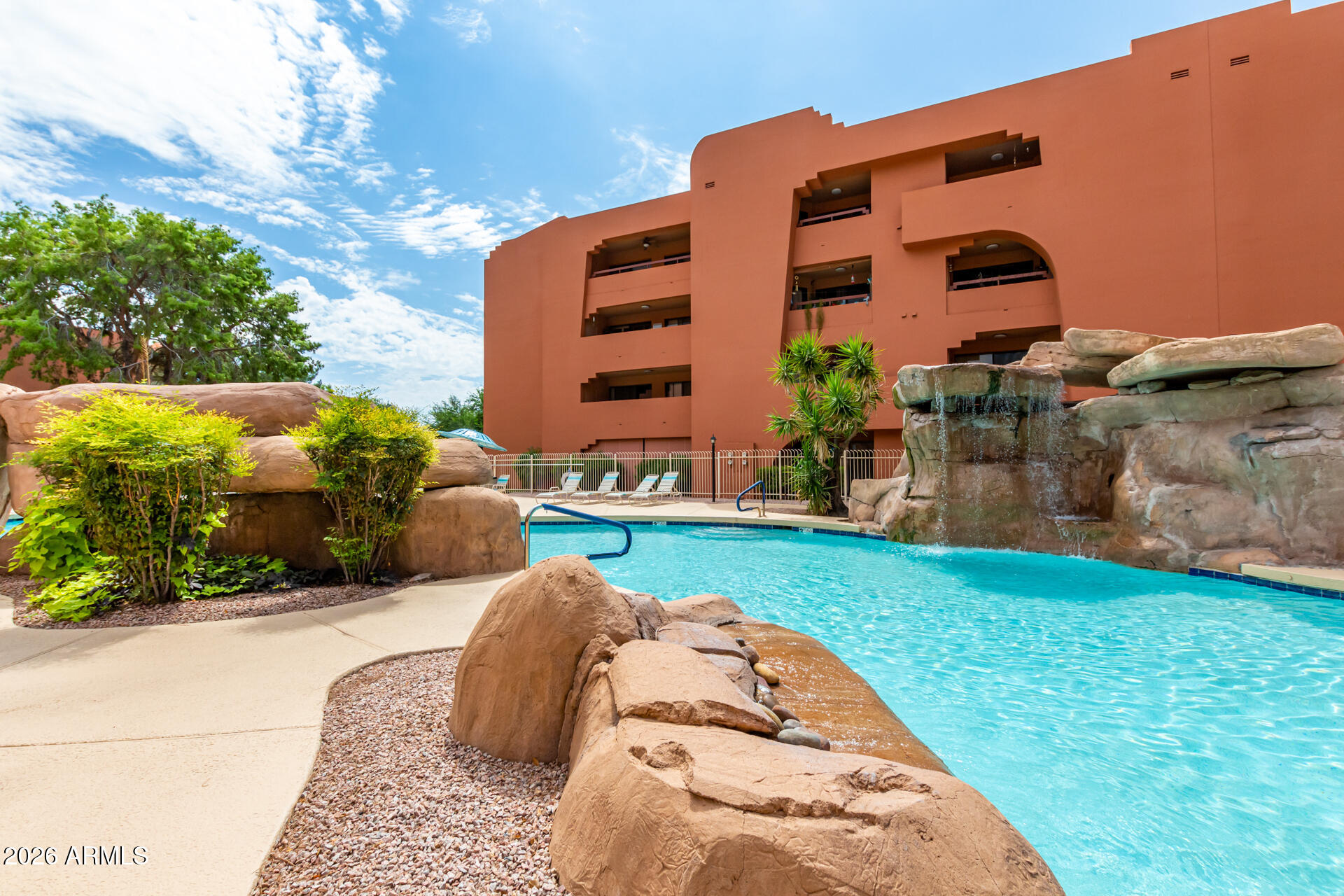 12222 N PARADISE VILLAGE Parkway S 323, Phoenix, AZ 85032