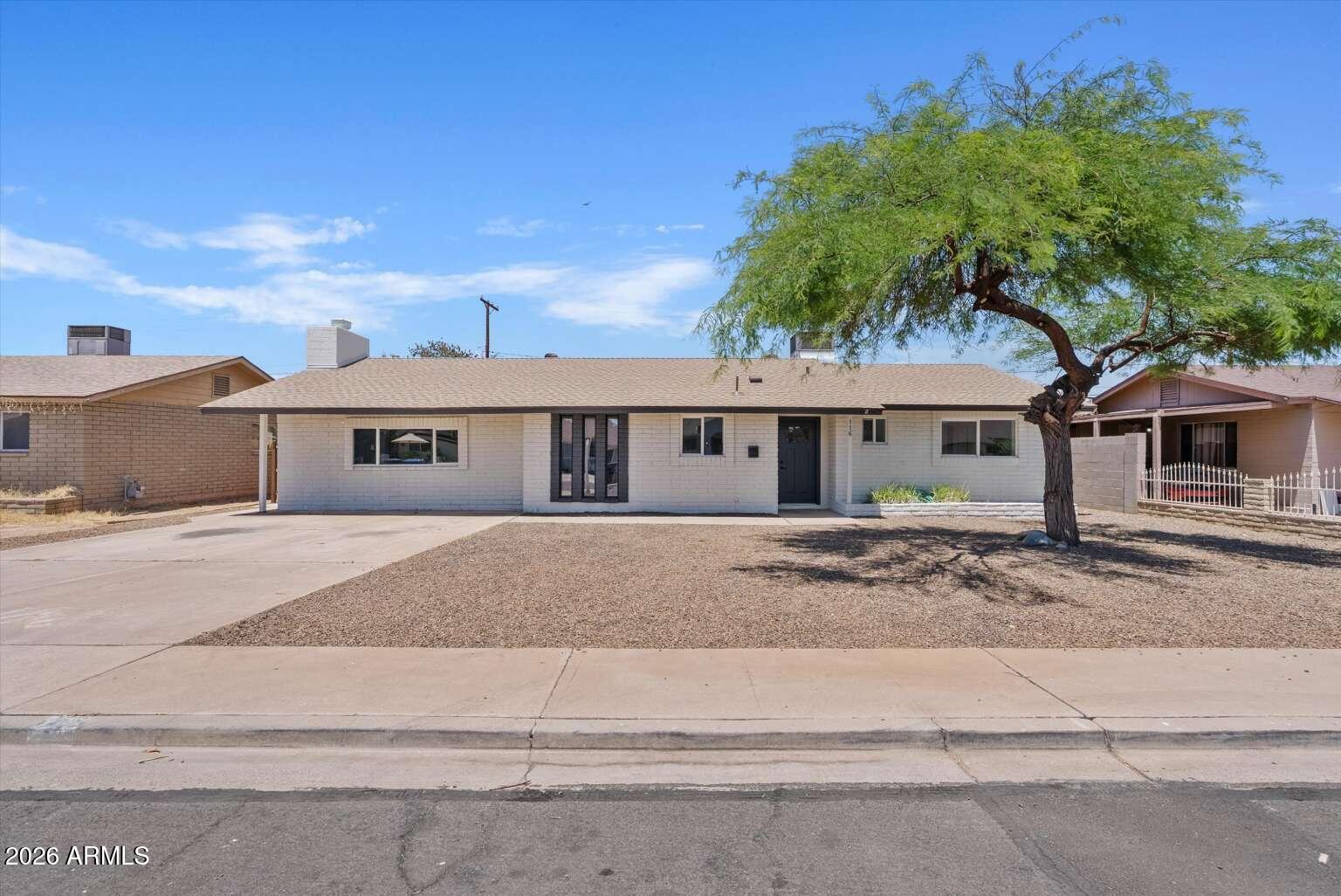 116 E MILLETT Avenue, Mesa, AZ 85210