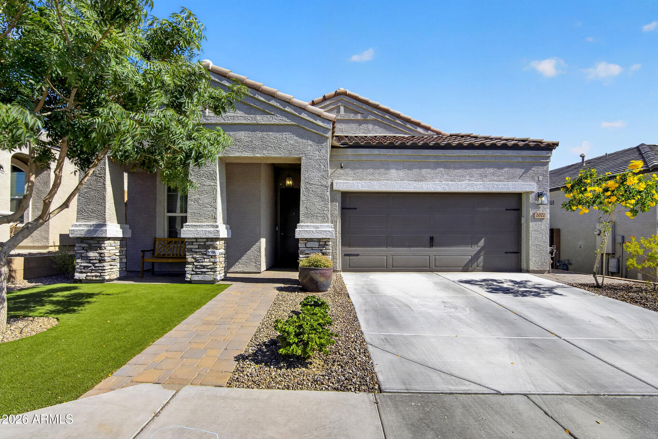 2021 W PLUM Road, Phoenix, AZ 85085