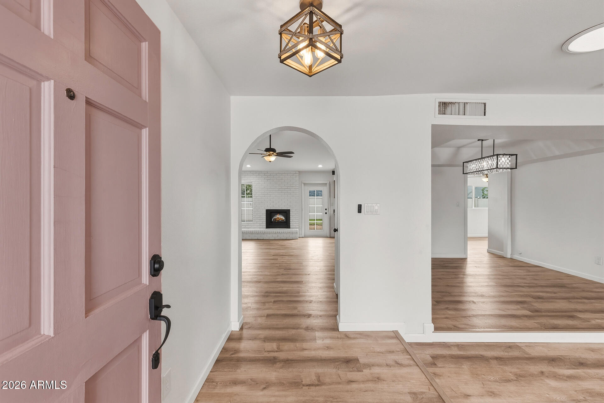 4523 W WAGONER Road, Glendale, AZ 85308