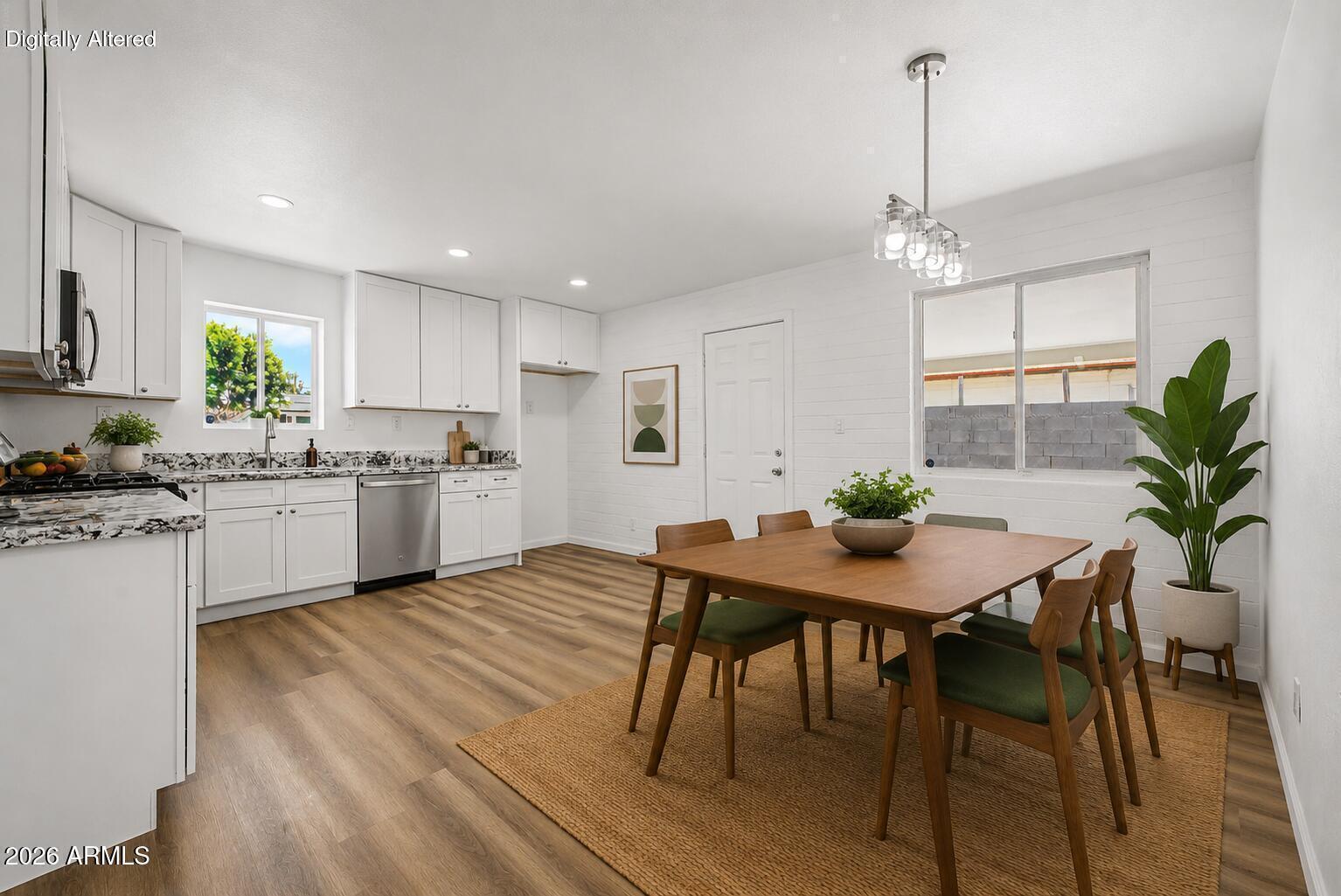 2113 W LUPINE Avenue, Phoenix, AZ 85029