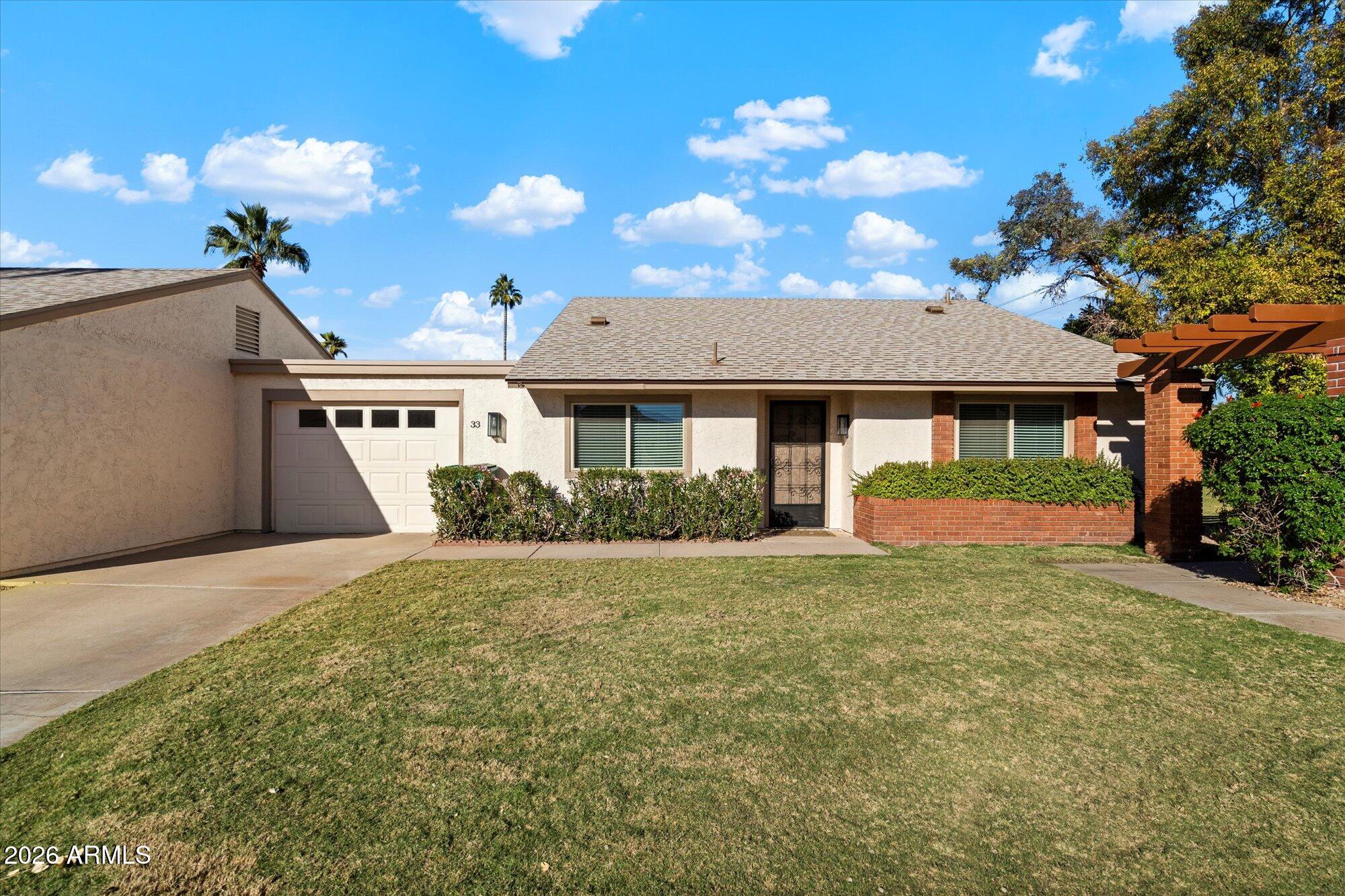 33 LEISURE WORLD, Mesa, AZ 85206