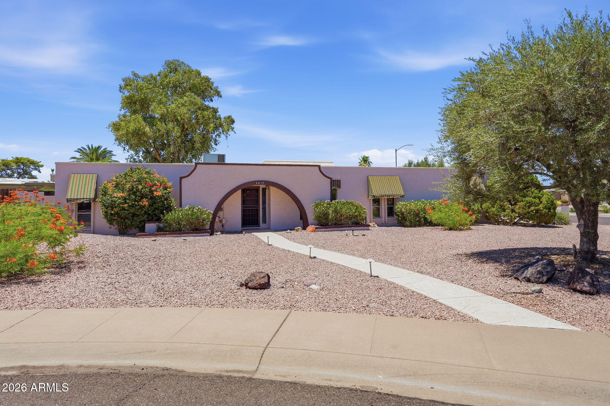 3217 E MALAPAI Drive, Phoenix, AZ 85028