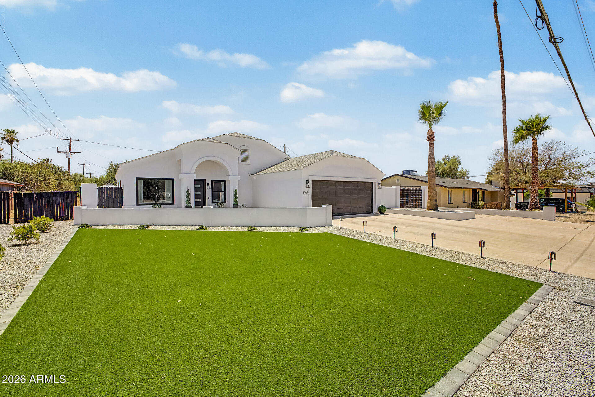 1903 E OCOTILLO Road, Phoenix, AZ 85016