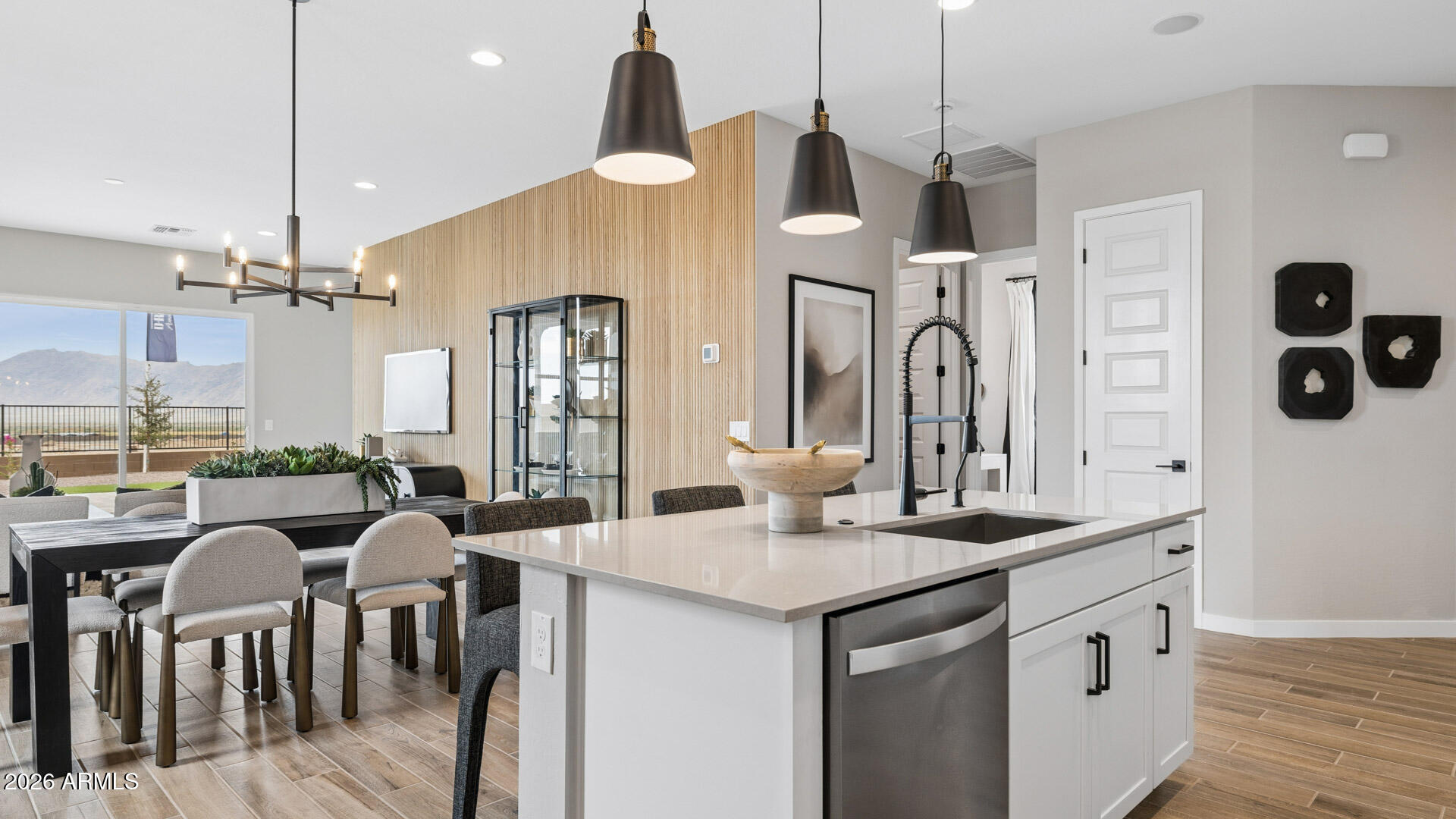 2558 W Satinwood Drive, Phoenix, AZ 85045