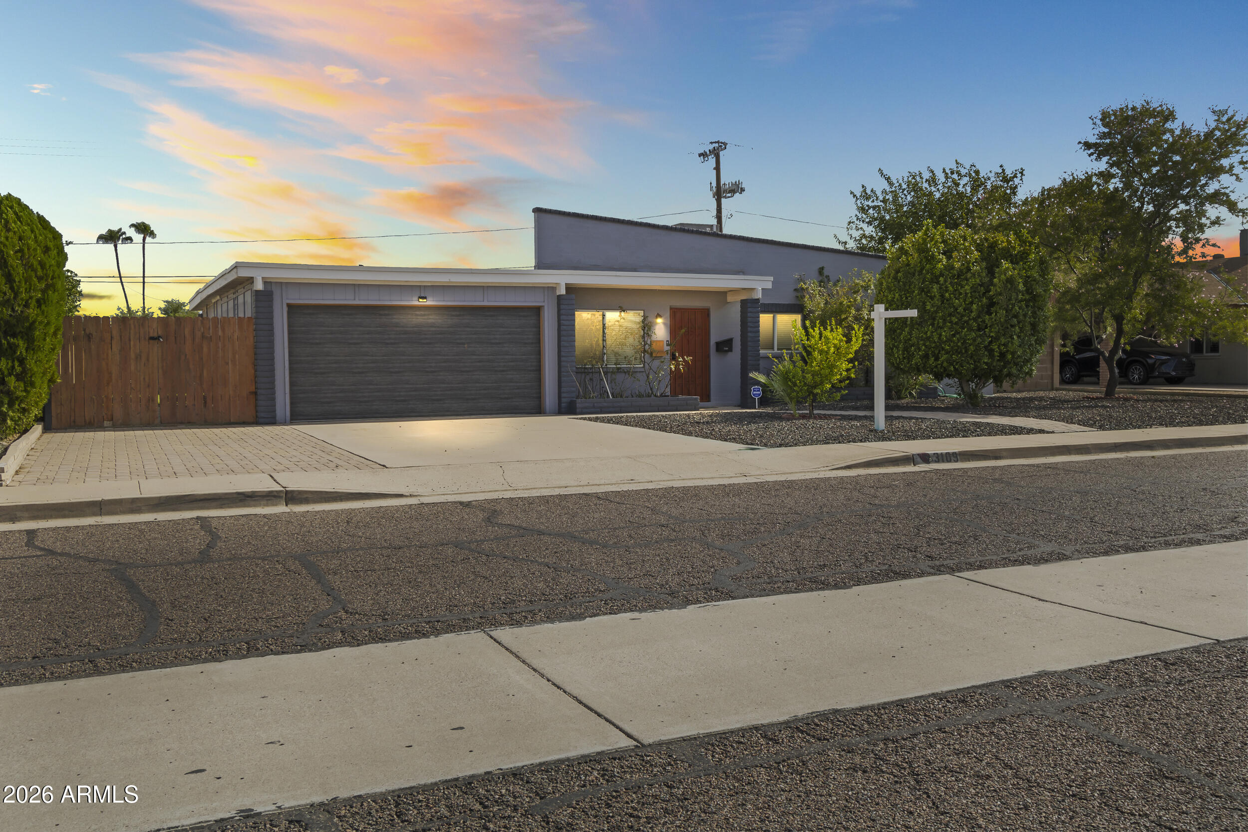 3109 E LARKSPUR Drive, Phoenix, AZ 85032