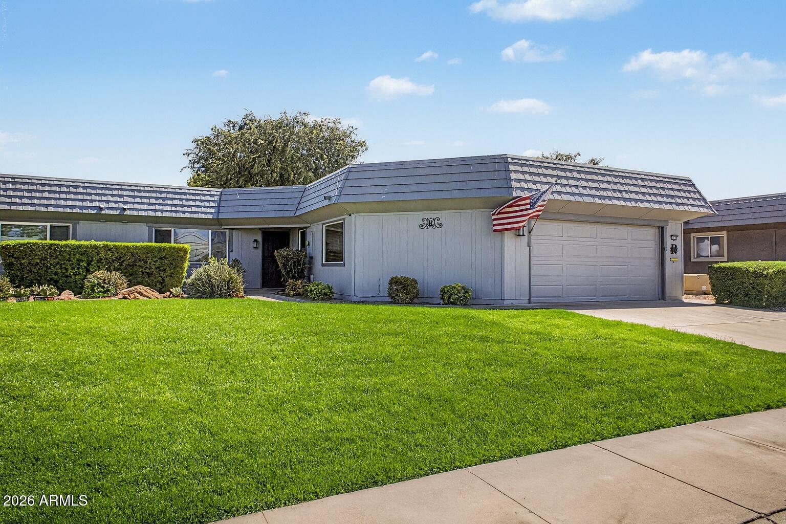 10189 W PINEAIRE Drive, Sun City, AZ 85351