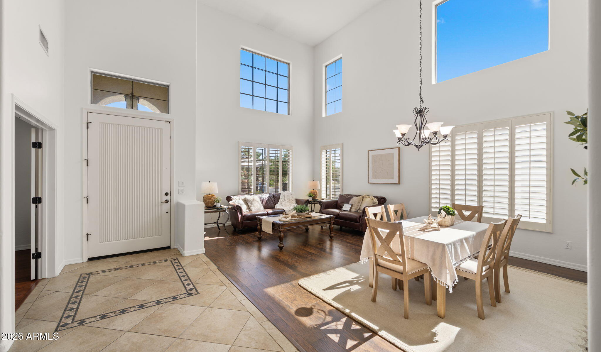 3854 E RAVENSWOOD Drive, Gilbert, AZ 85298