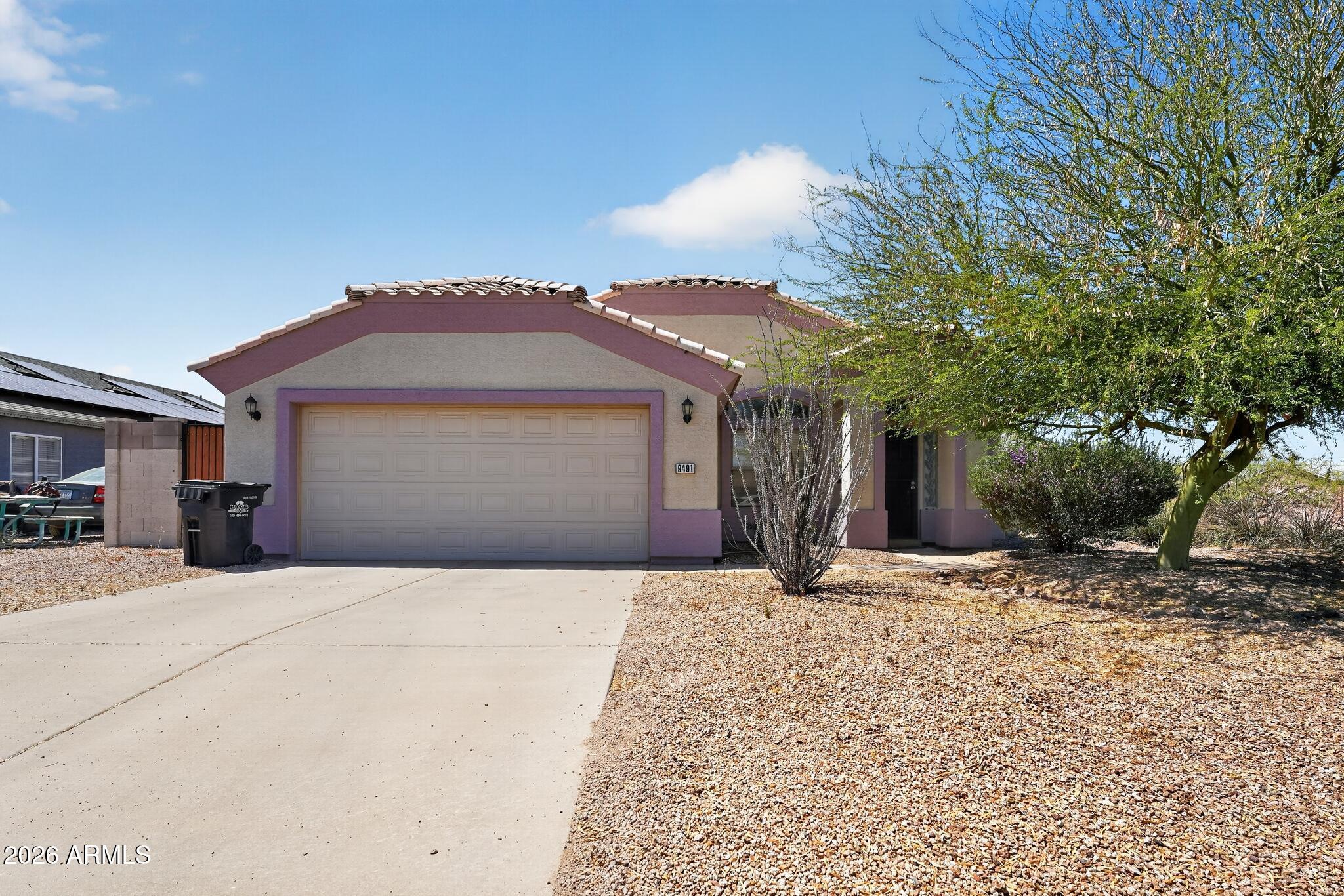 9491 W RAVEN Drive, Arizona City, AZ 85123