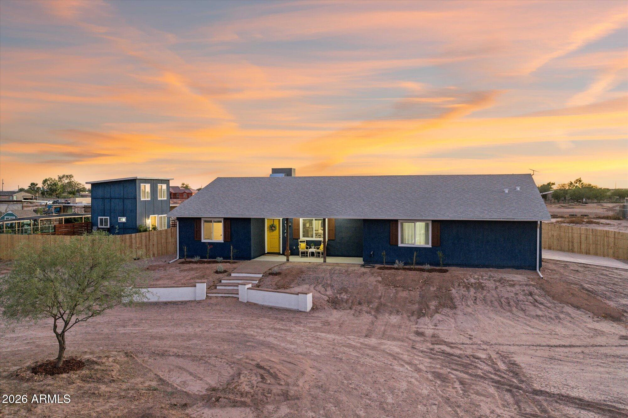 5146 N FLORES Lane, Casa Grande, AZ 85194