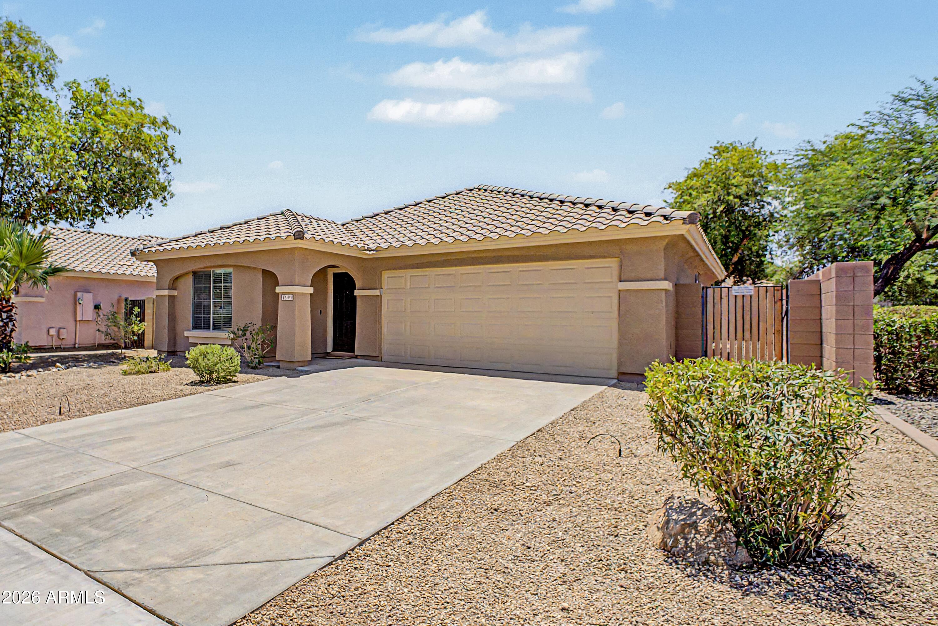 17791 W CALAVAR Road, Surprise, AZ 85388