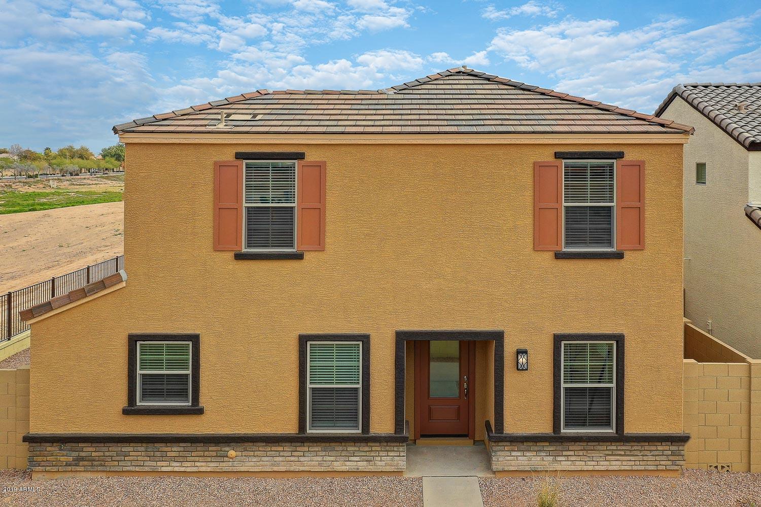 8247 W ILLINI Street, Phoenix, AZ 85043
