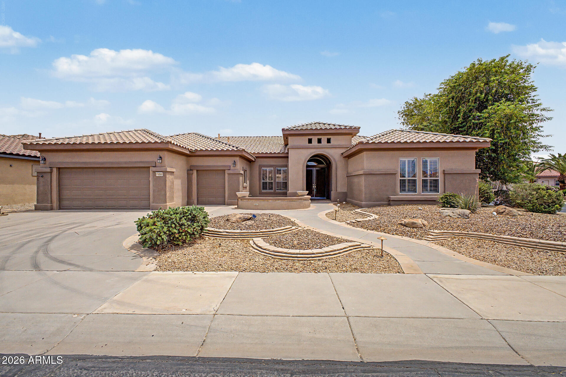 15029 W GENTLE BREEZE Way, Surprise, AZ 85374