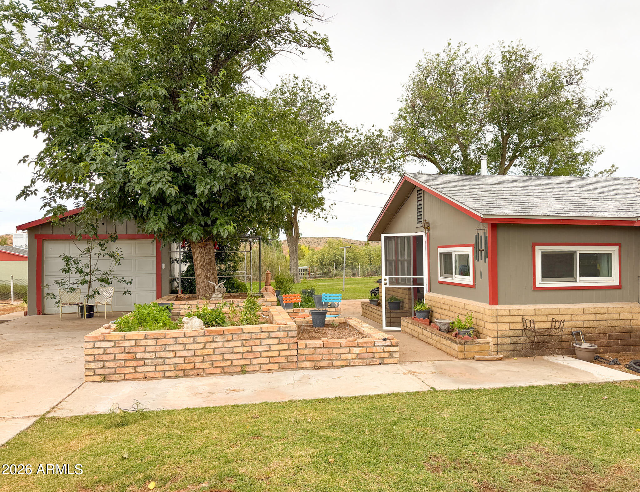 1895 S Sugarloaf Road, Cornville, AZ 86325