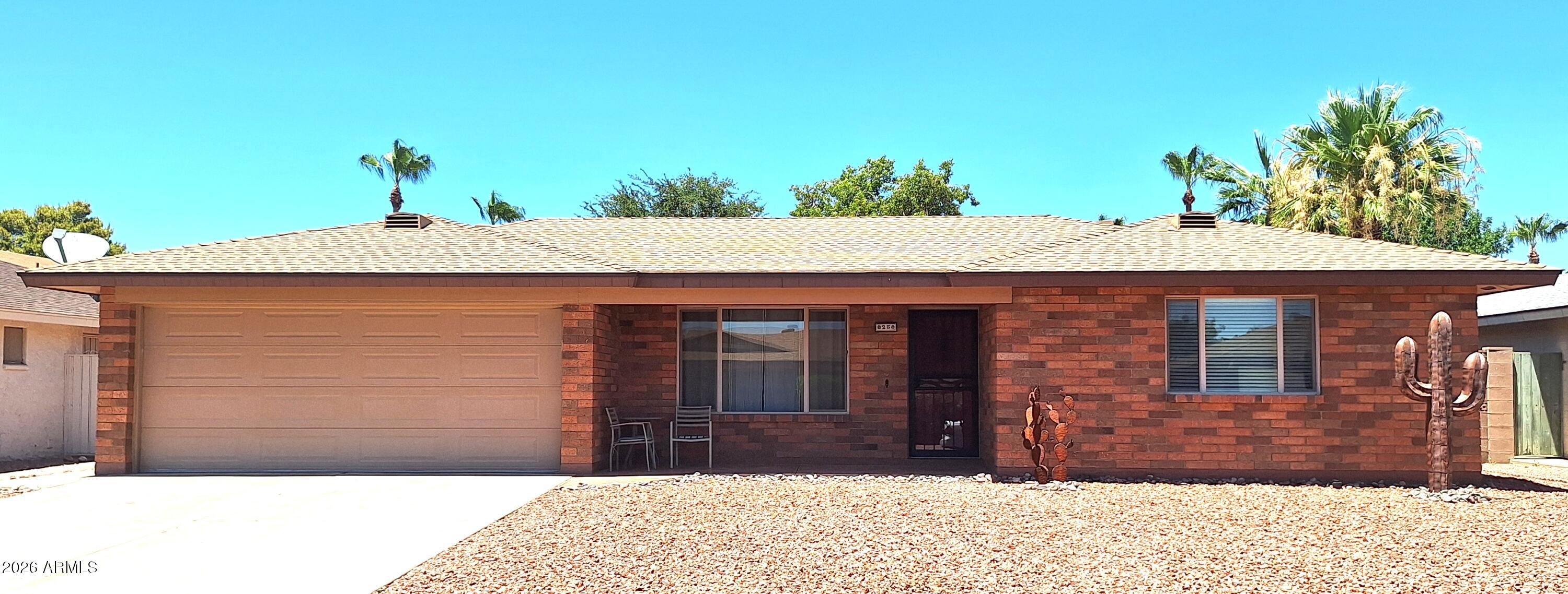 8258 E KILAREA Avenue, Mesa, AZ 85209