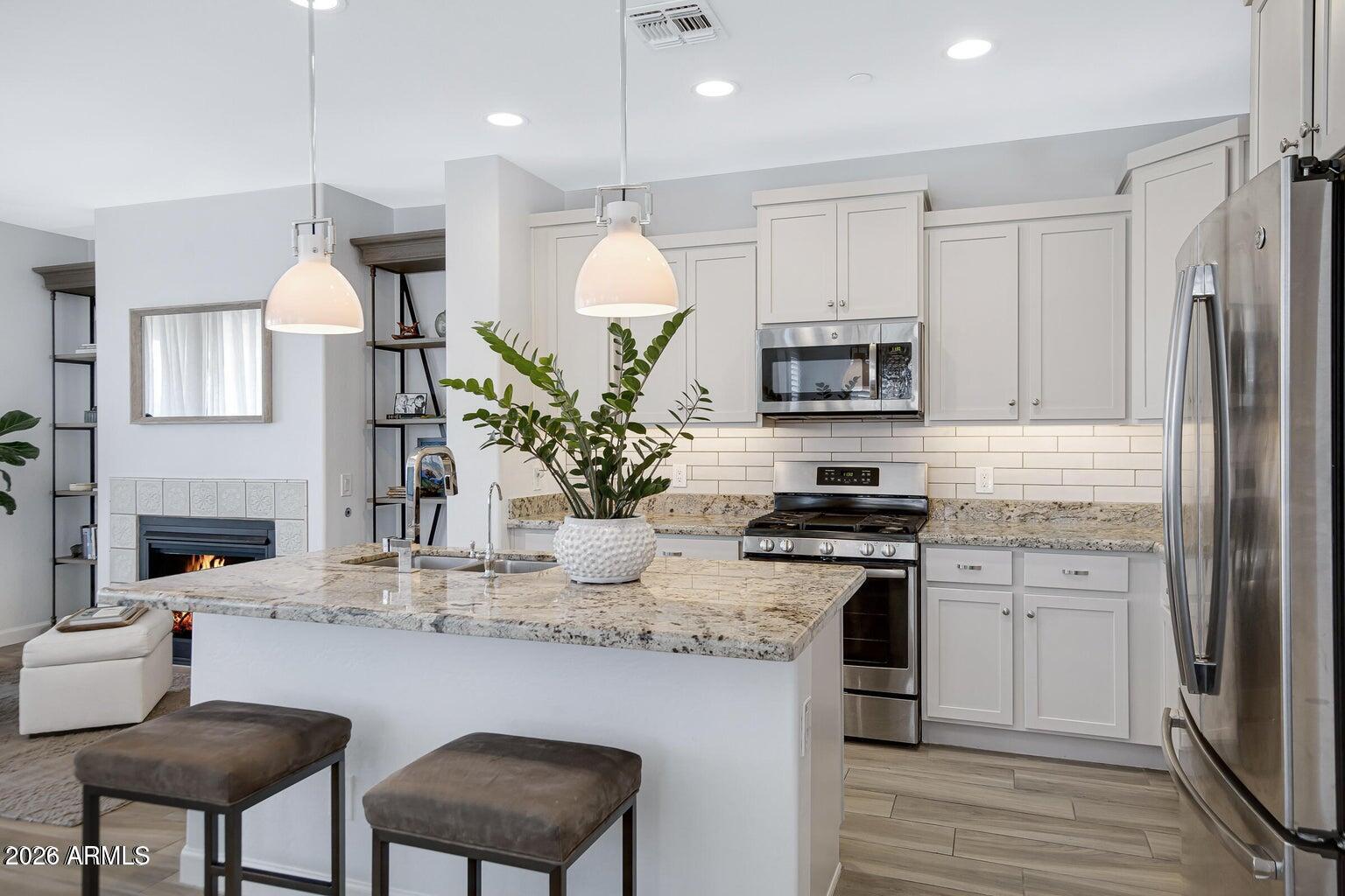 4777 S FULTON RANCH Boulevard 2033, Chandler, AZ 85248