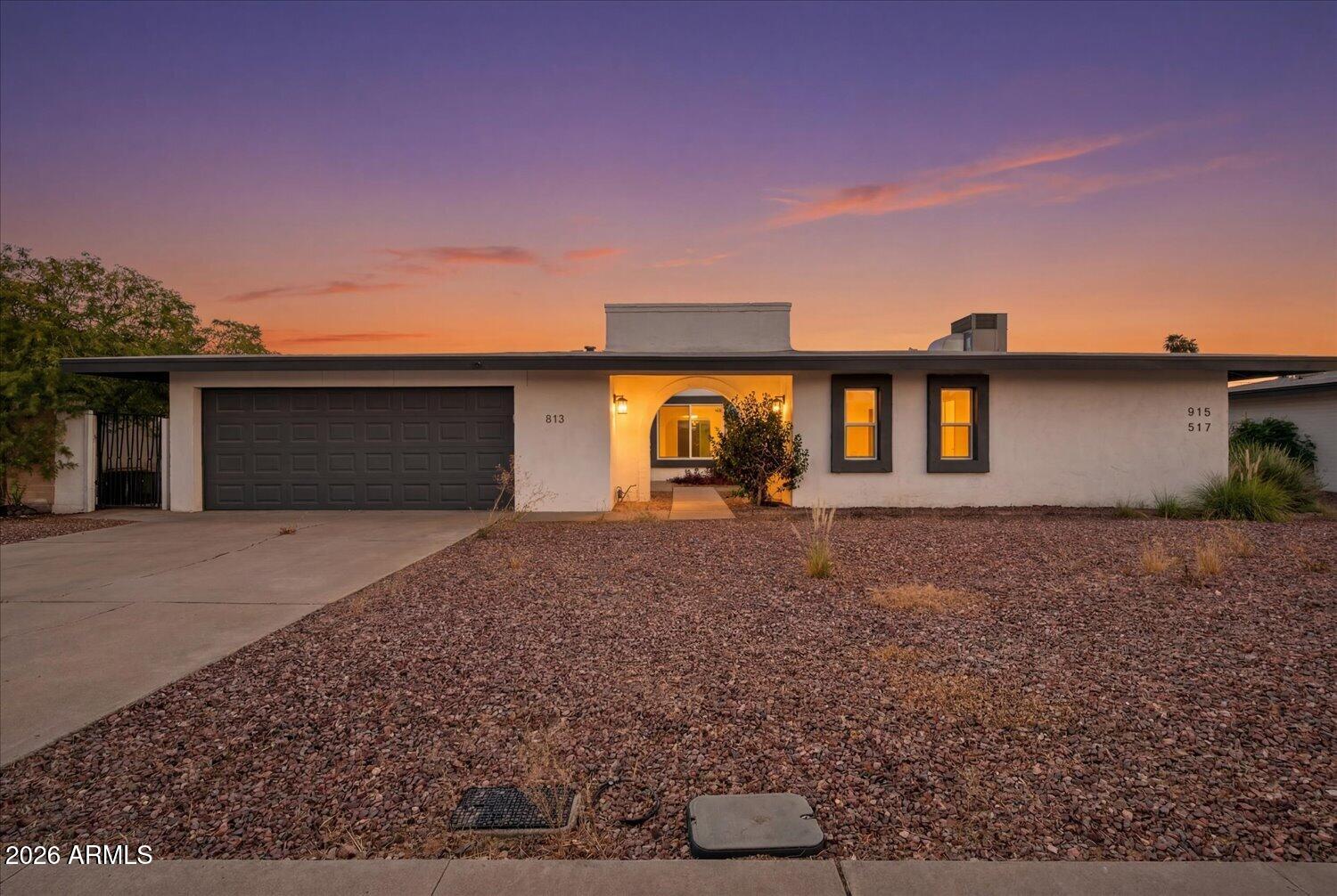 515 W PEBBLE BEACH Drive, Tempe, AZ 85282
