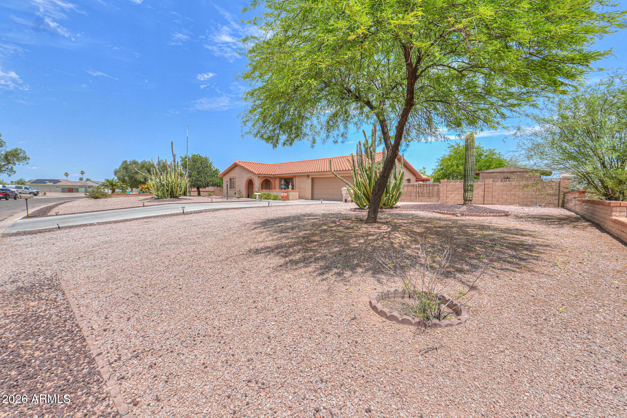 14975 S OAKMONT Drive, Arizona City, AZ 85123