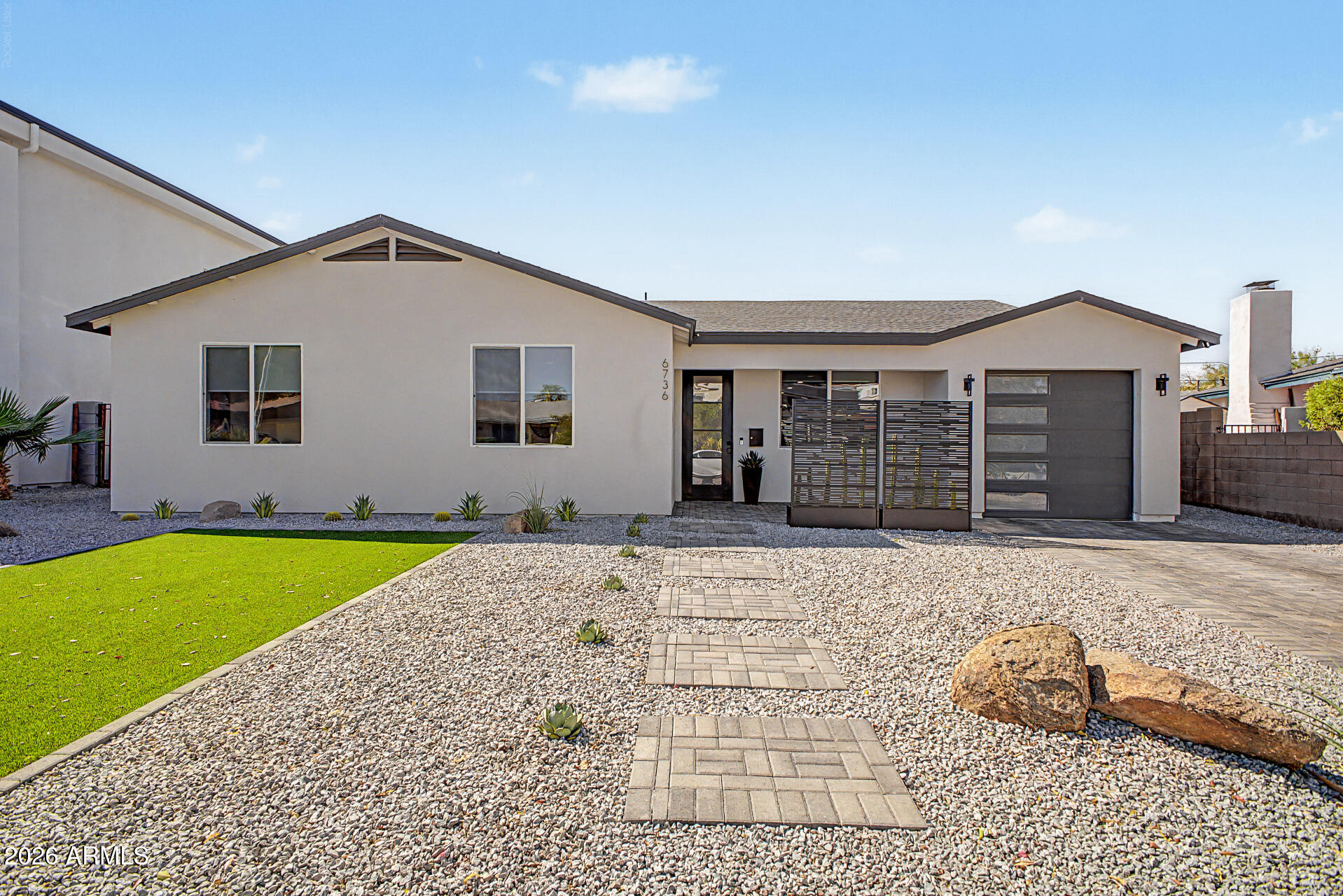 6736 E 1ST Avenue, Scottsdale, AZ 85251