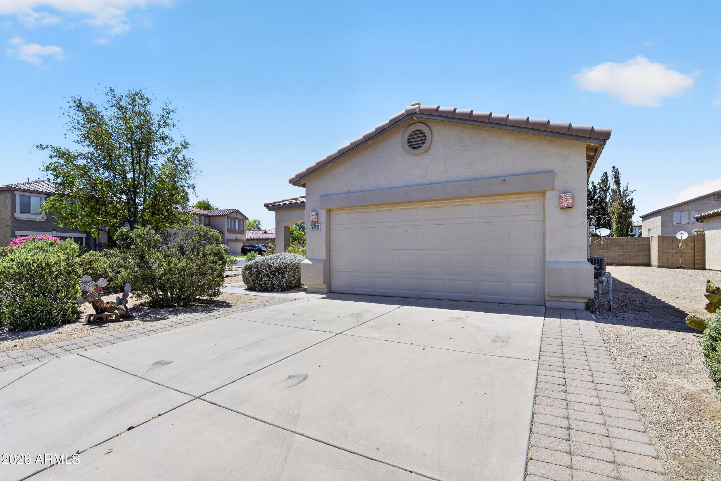 566 E RENEGADE Place, San Tan Valley, AZ 85143