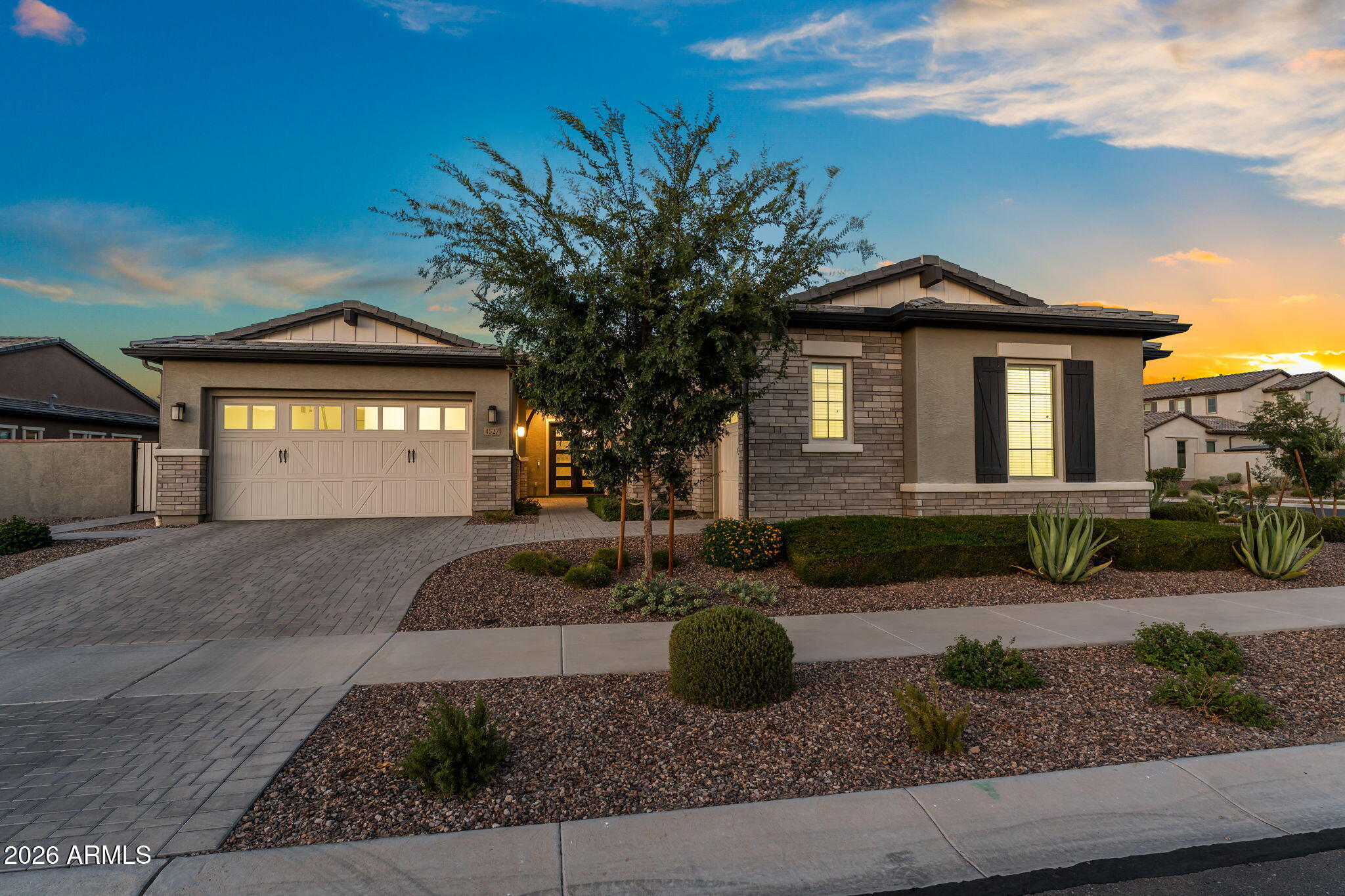 4527 S CARBON, Mesa, AZ 85212