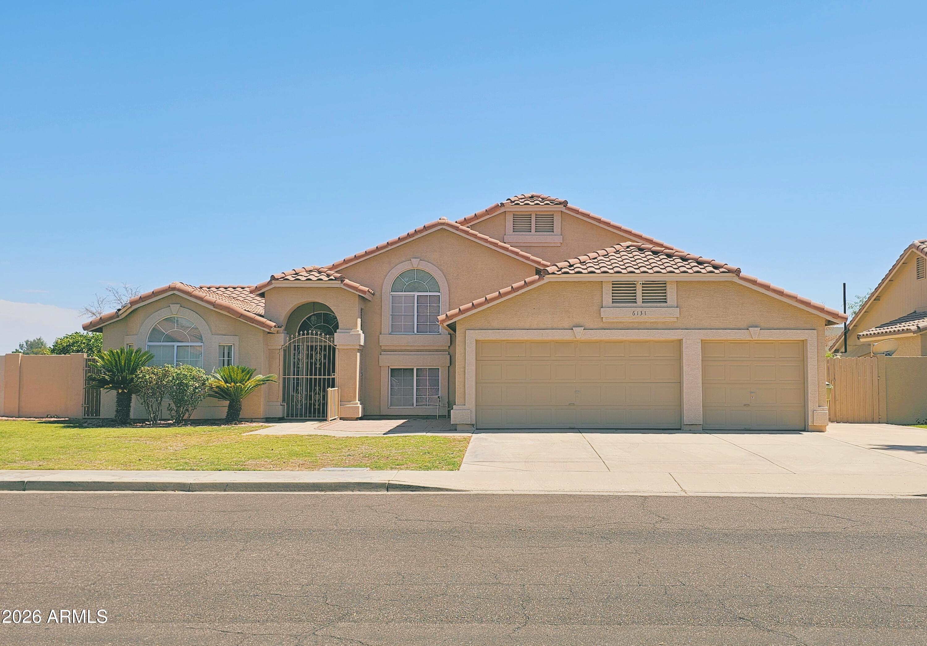 6131 W DESERT COVE Avenue, Glendale, AZ 85304
