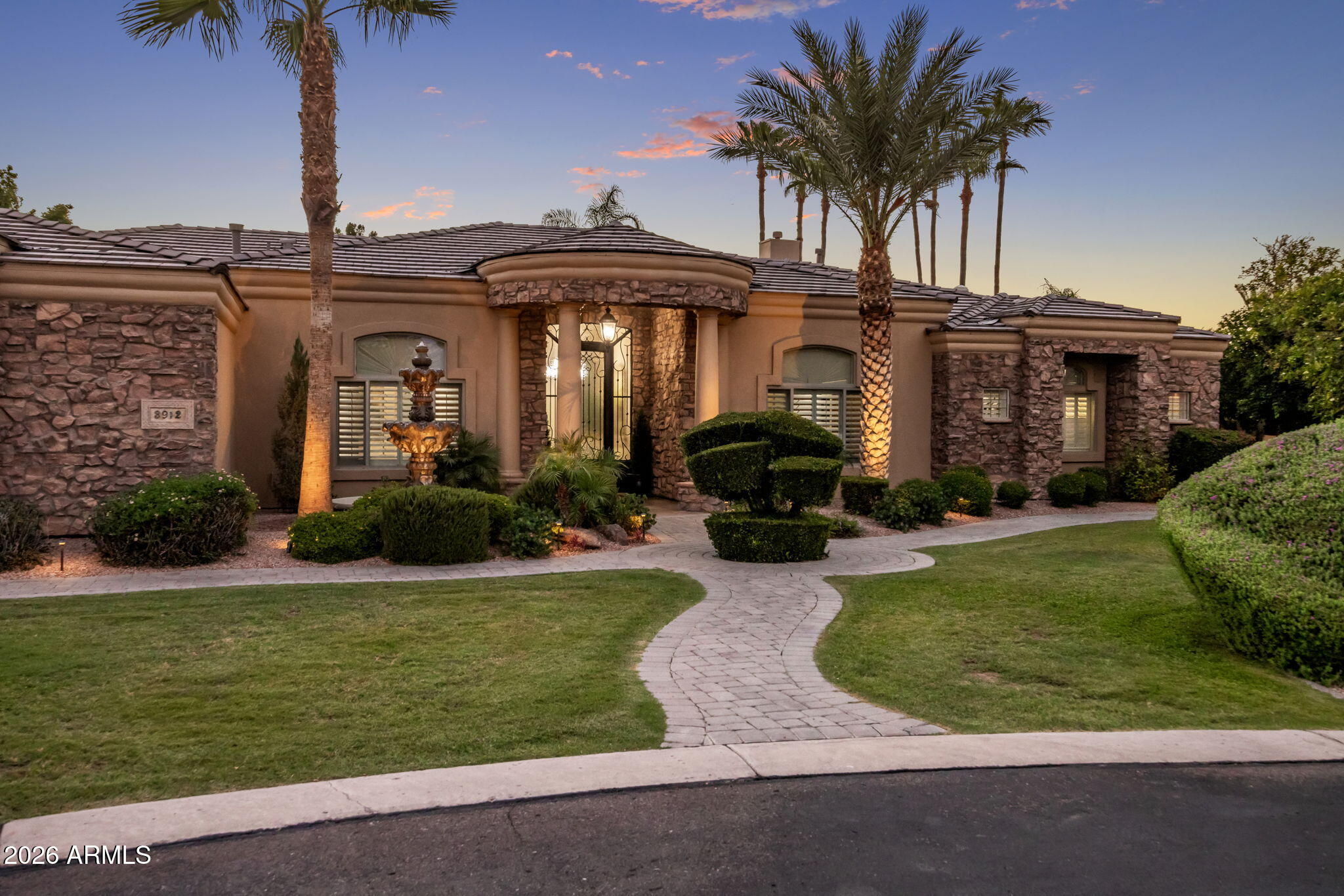 3912 E MINTON Circle, Mesa, AZ 85215