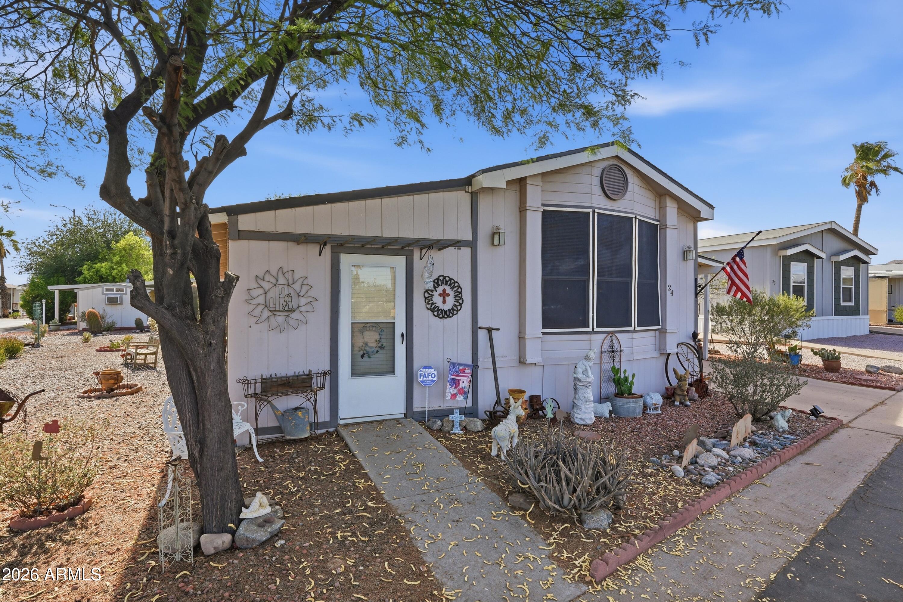2000 S APACHE Road 24, Buckeye, AZ 85326