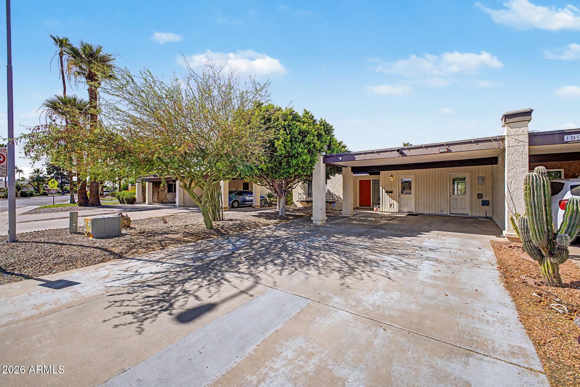 1988 E OXFORD Drive, Tempe, AZ 85283