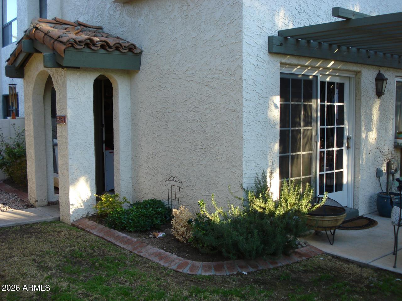 8635 S 48TH Street 1, Phoenix, AZ 85044