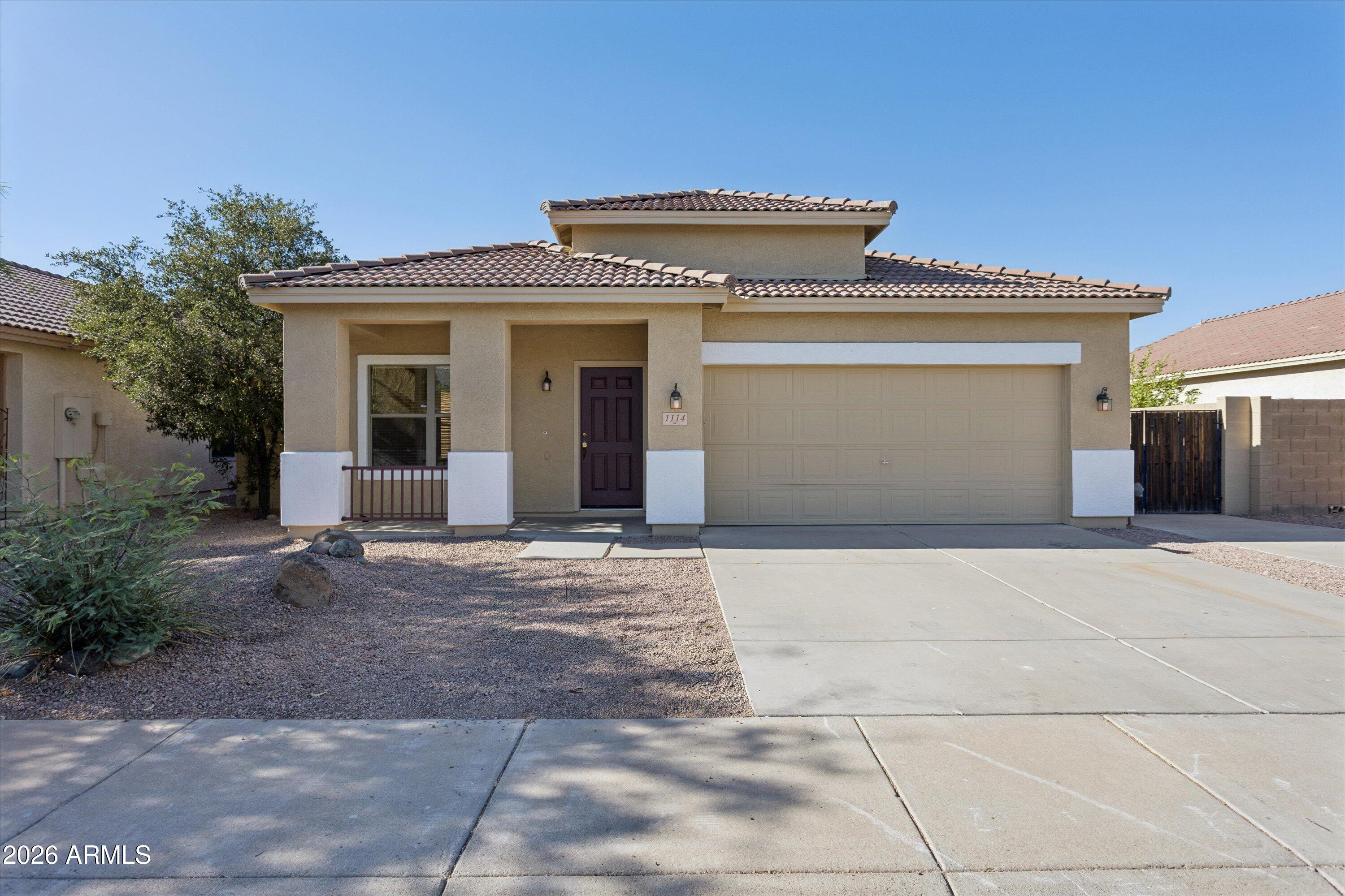 1114 E PEDRO Road, Phoenix, AZ 85042