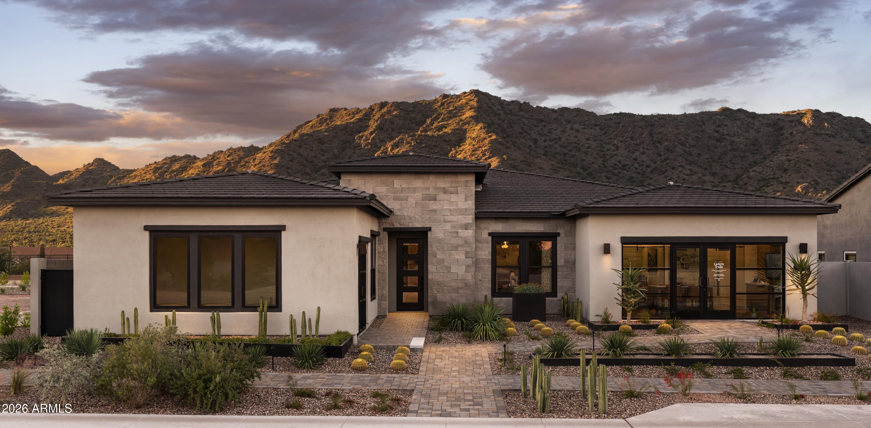31380 N CROWN KING Lane, Queen Creek, AZ 85144